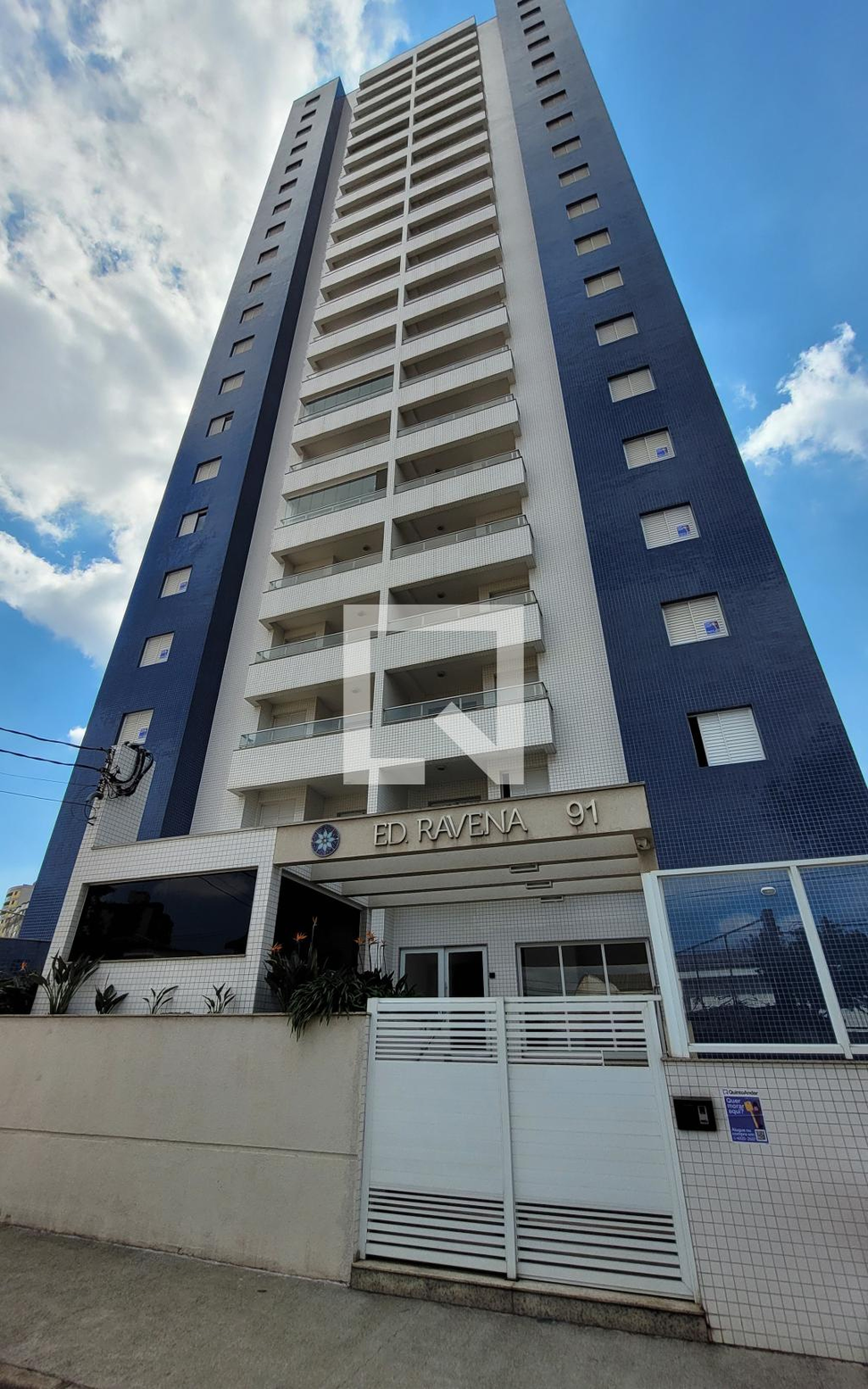 Fachada Condomínio em Rua Itararé, 90