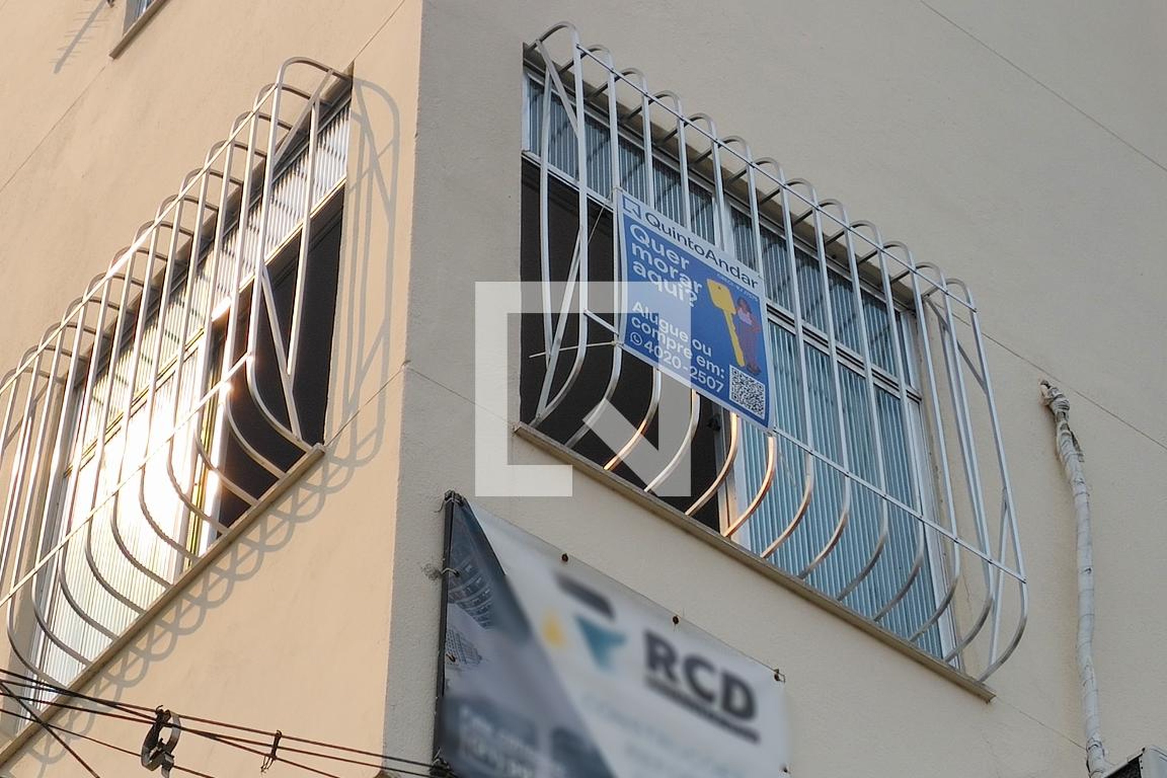 Fachada do Prédio Condomínio em Rua Doutor Gustavo Líra, 4