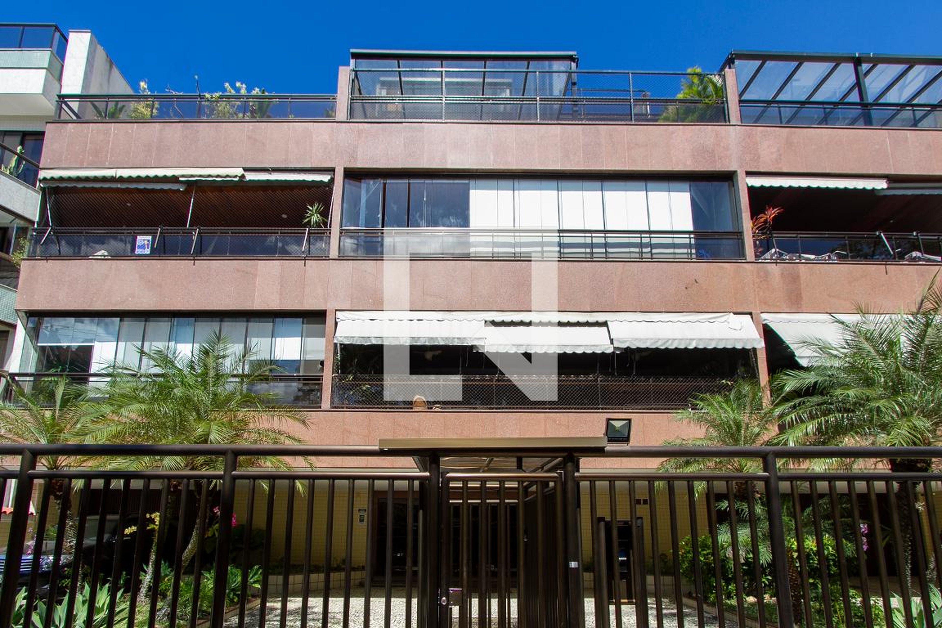 Fachada Condomínio em Avenida Gilberto Amado, 421