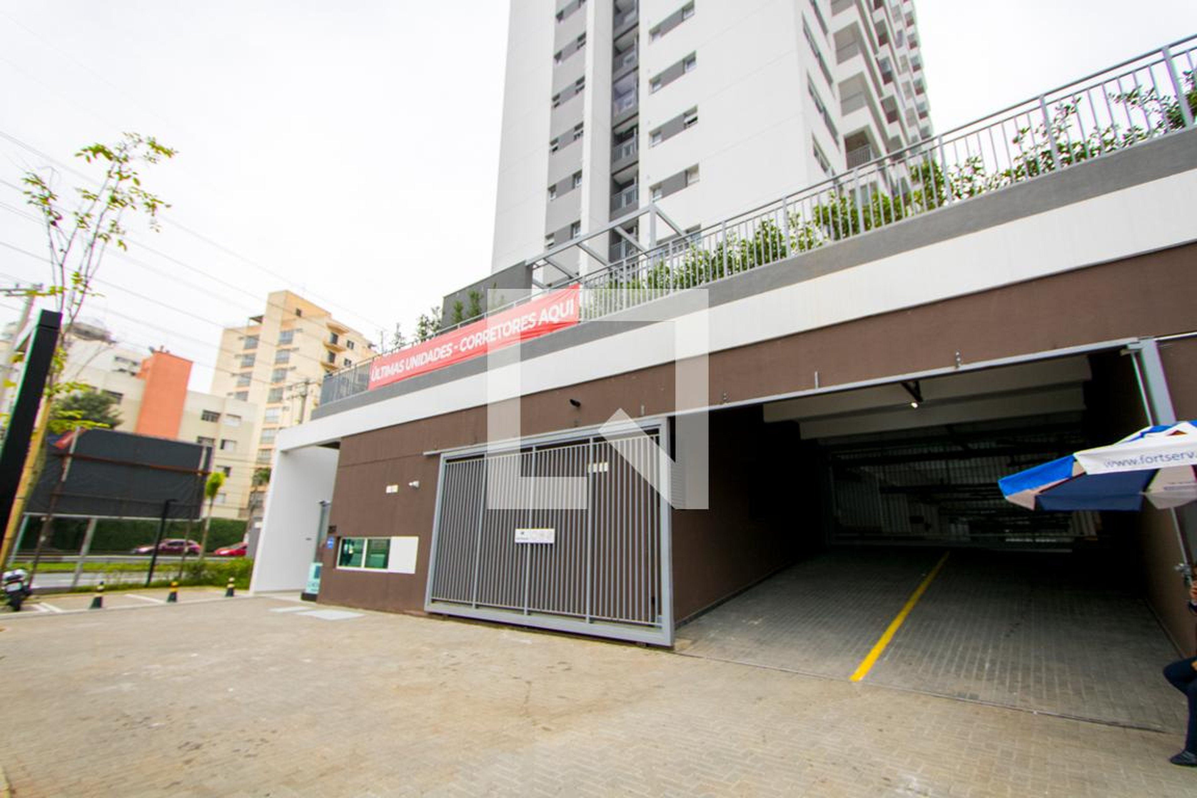 Fachada do condomínio Condomínio Le Monde