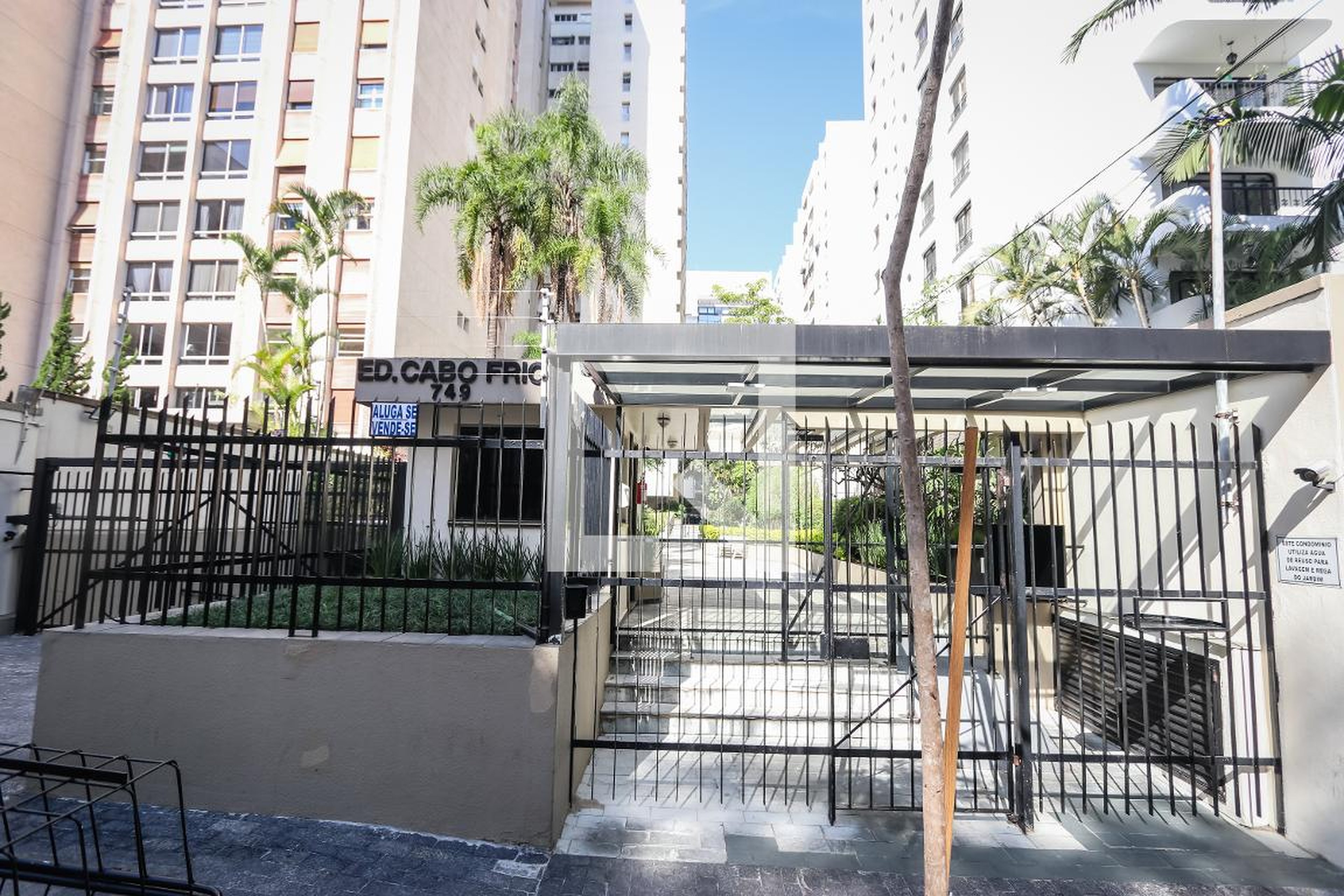 Fachada do Prédio Condomínio Cabo Frio