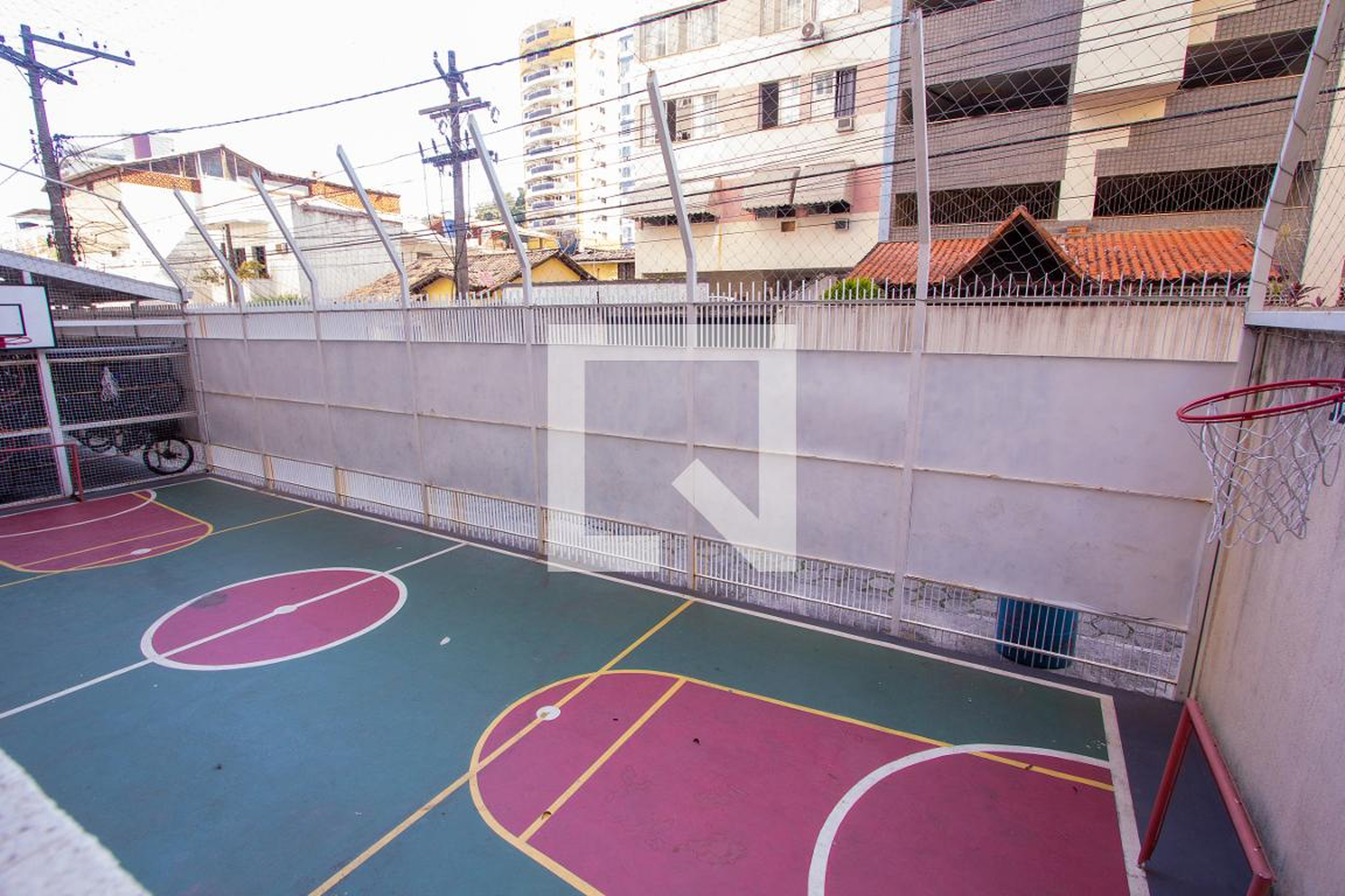 Quadra Esportiva - Chateau DU Soleil