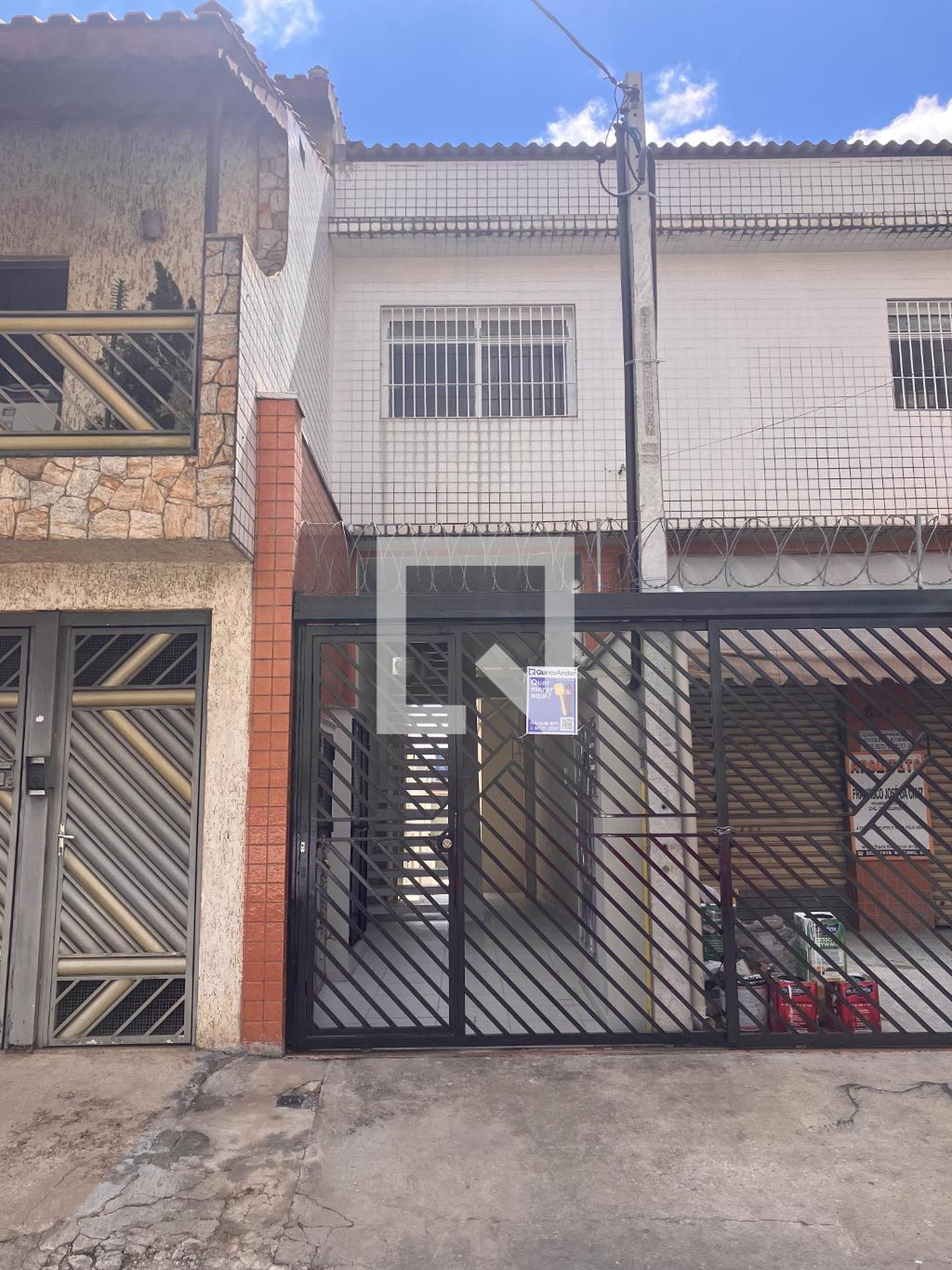 Fachada Condomínio em Rua João Bizarro da Nave, 627
