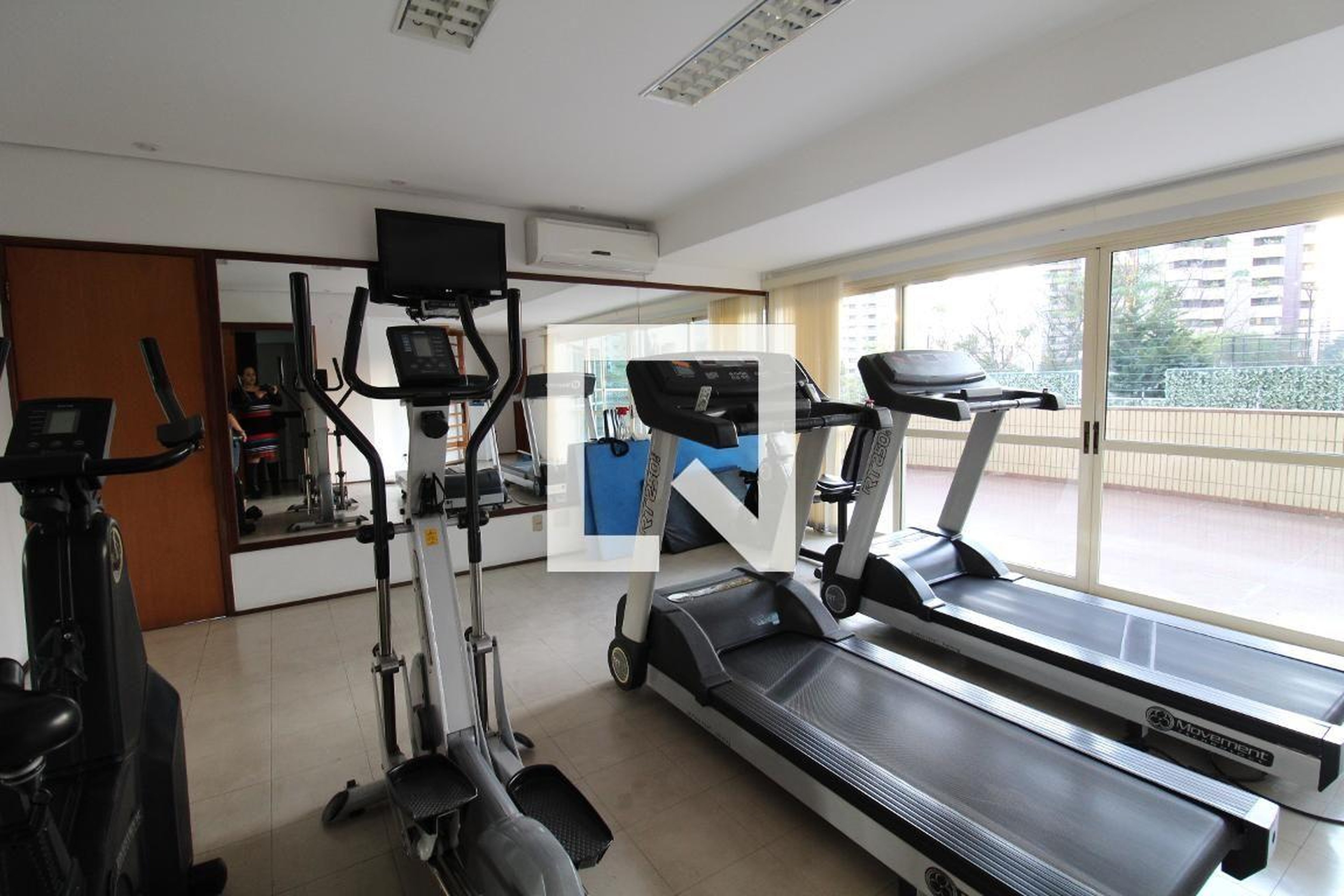 Academia - Rômulo e Remo