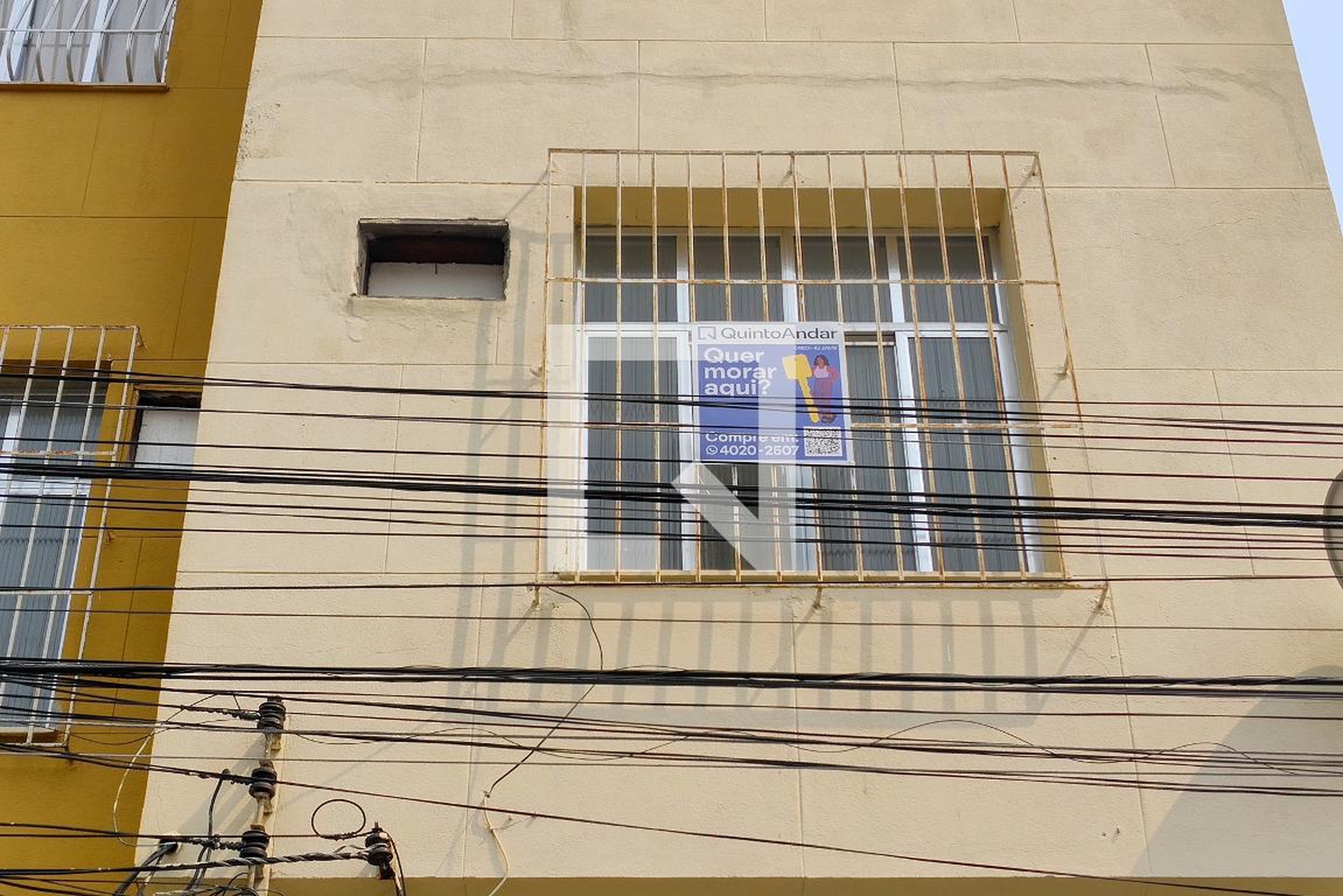 Fachada do Prédio Condomínio em Rua Sete de Maio, 7