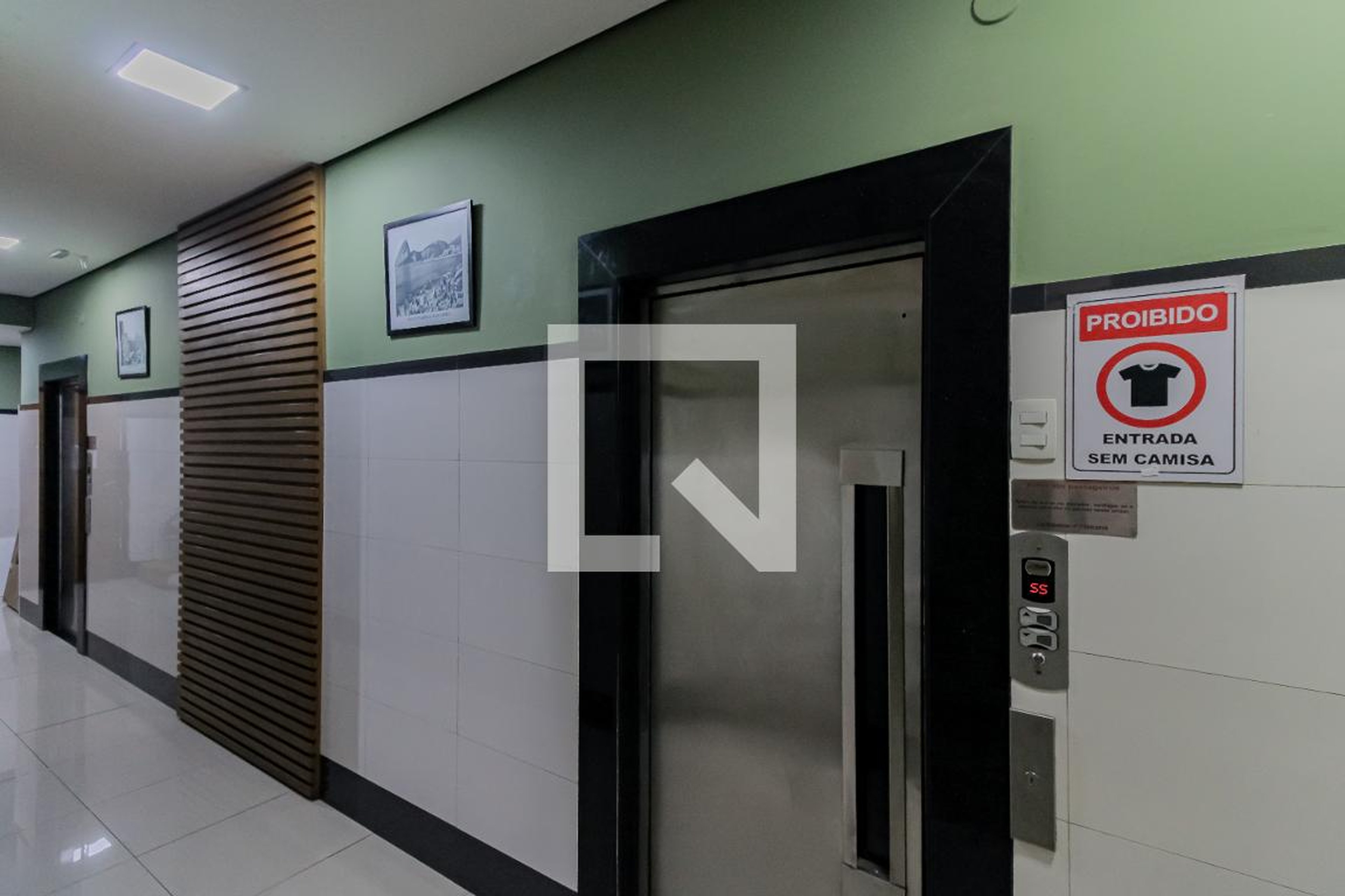 Elevador - Edifício Surubi