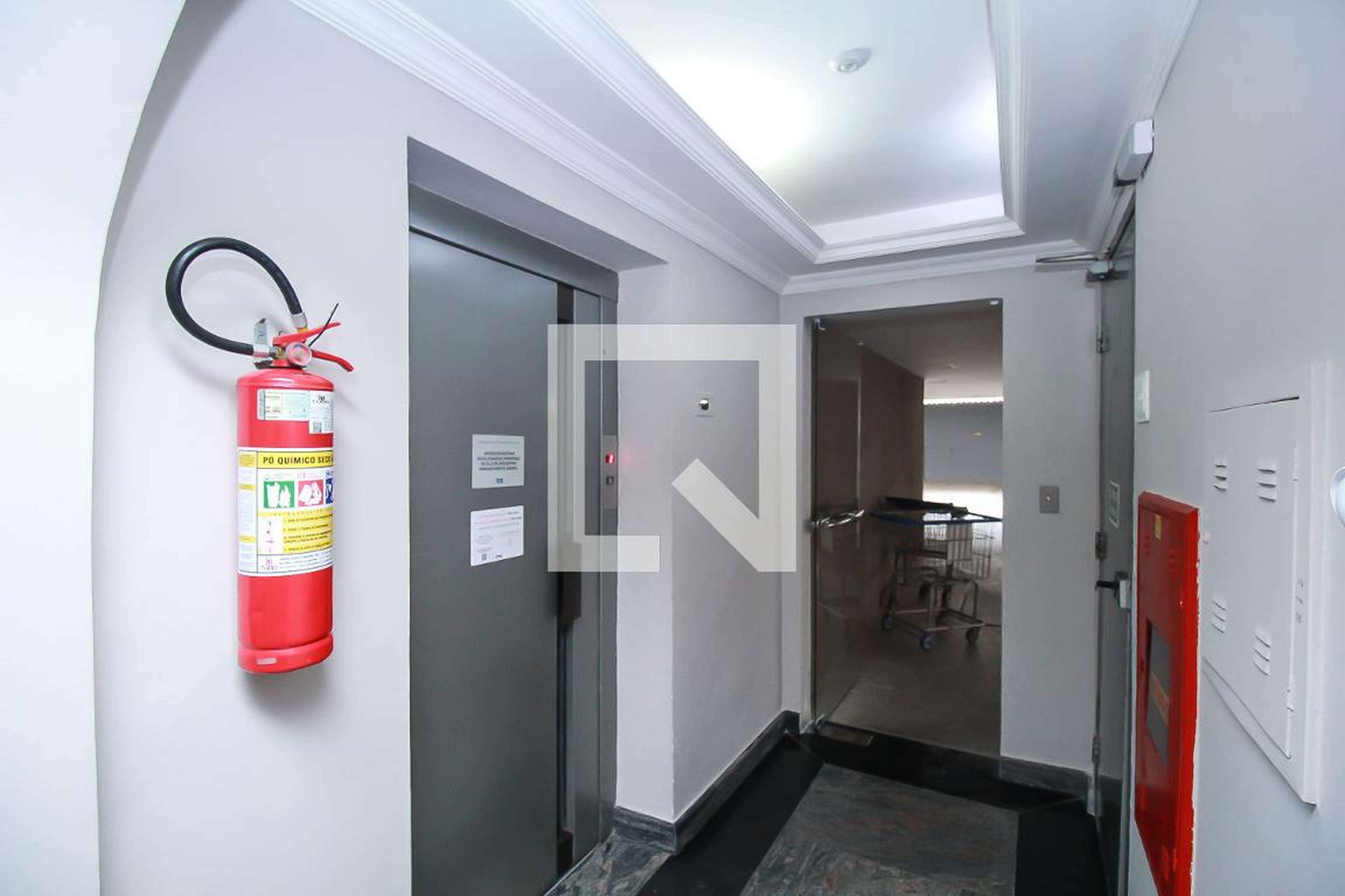 Hall social - Edifício Afonso Fernandes Barbosa