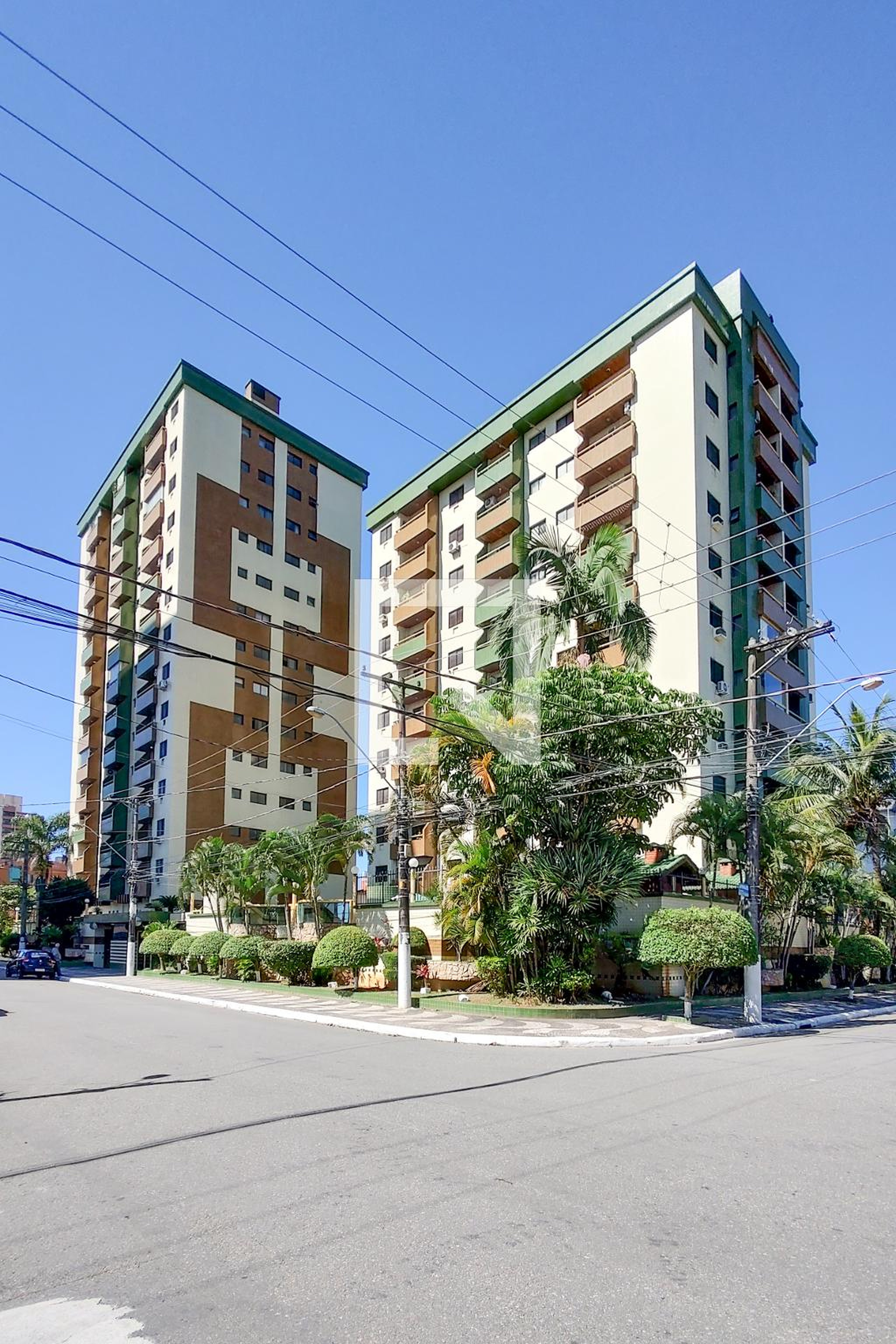 Fachada do Prédio Condomínio Luza Telles