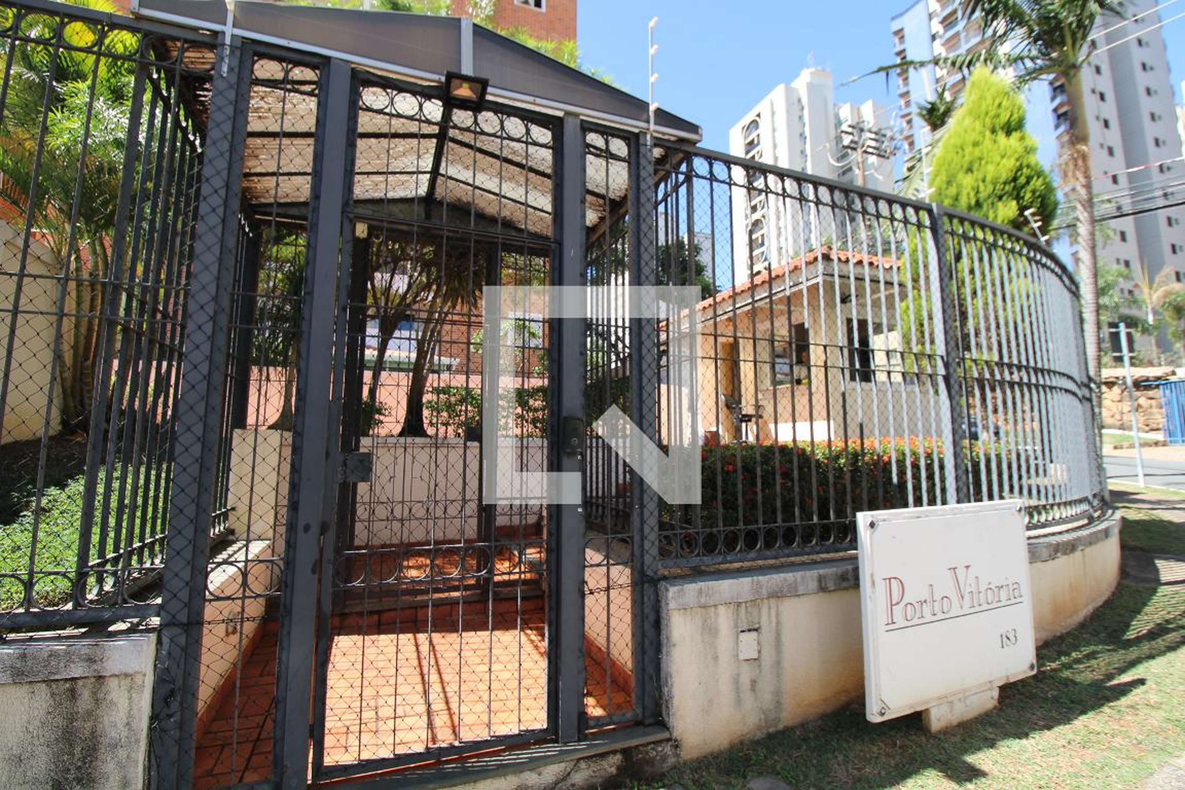 Fachada Condomínio Porto Vitória