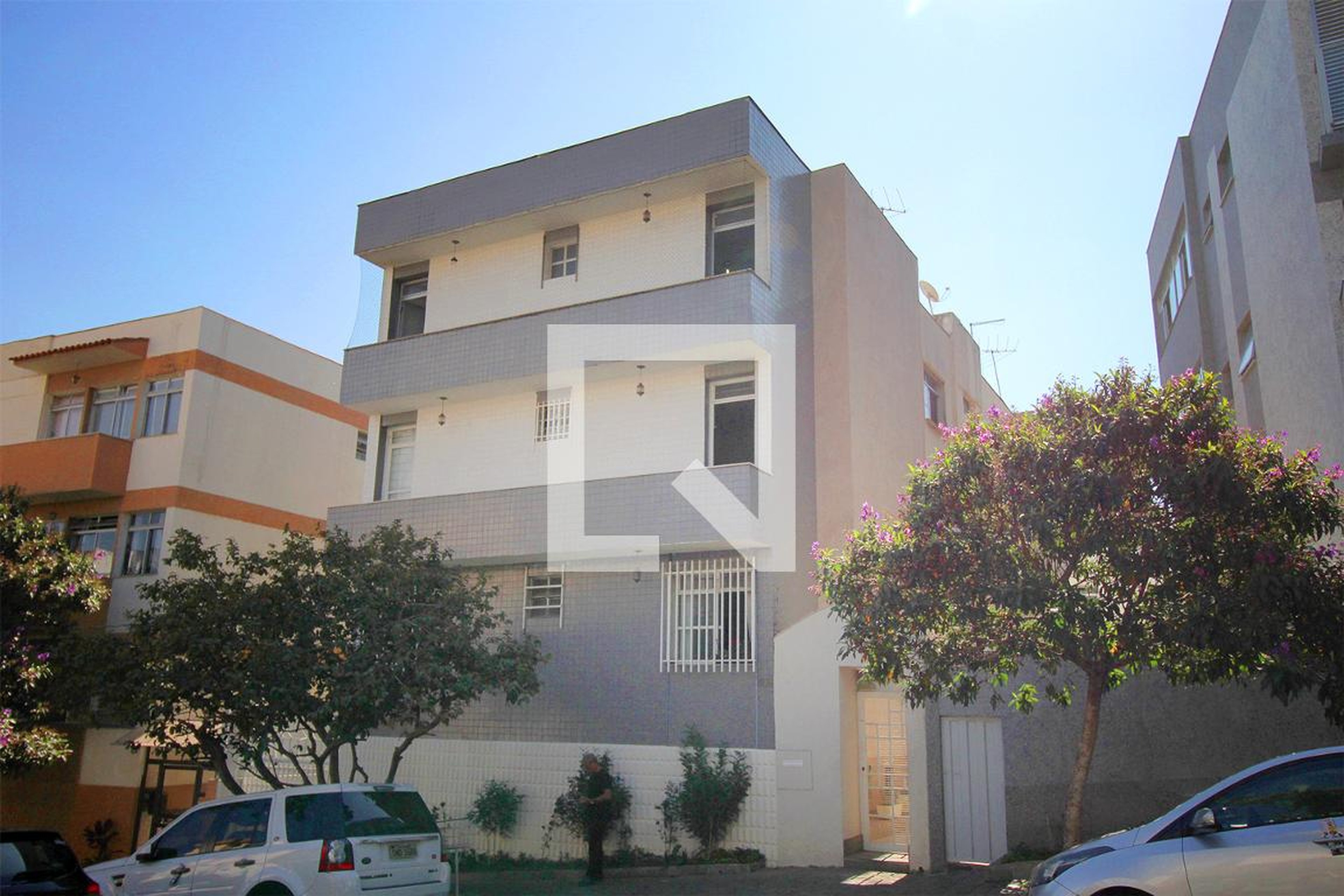 Fachada Condomínio em Rua Coronel Pedro Paulo Penido, 355