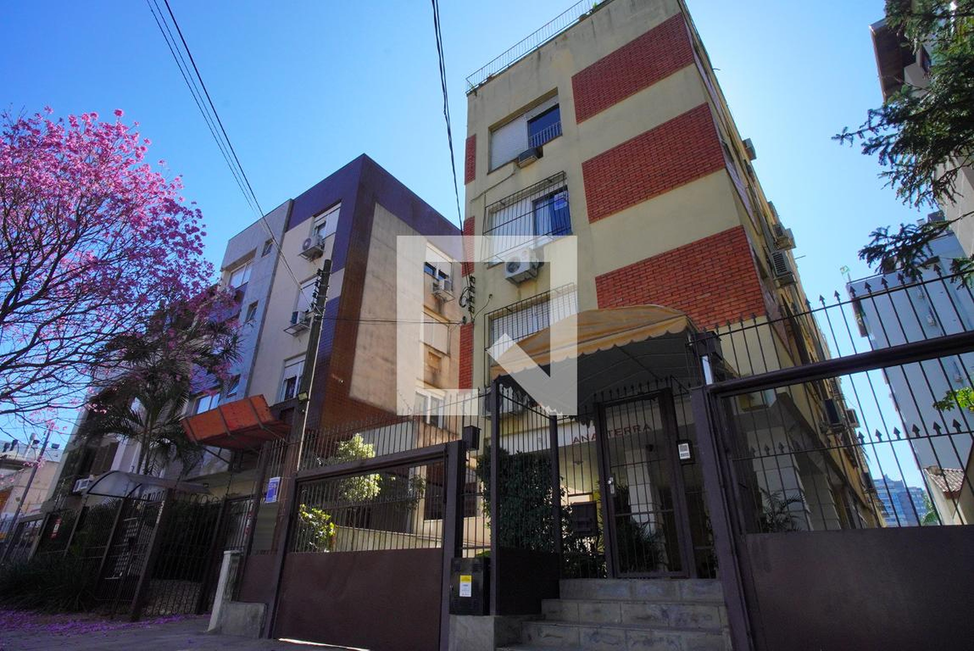 Fachada Edifício Ana Terra