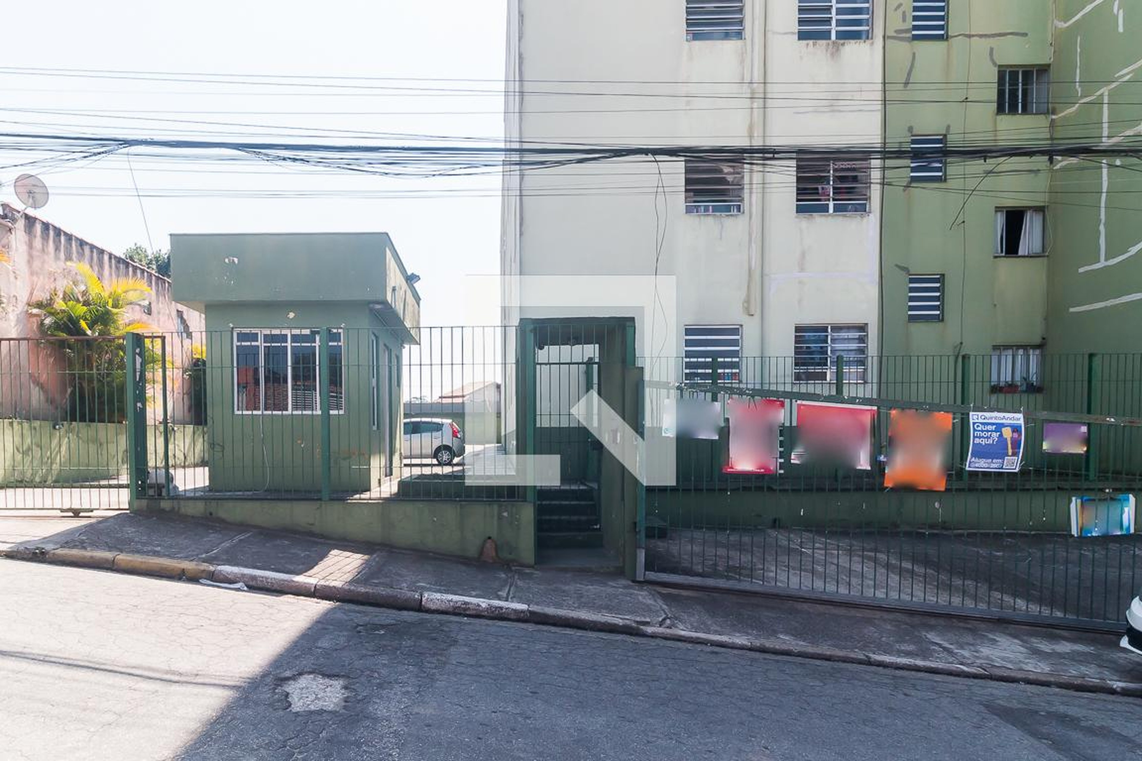 Fachada do Condomínio Condomínio em Rua Waldemar Aquilino de Freitas, 130