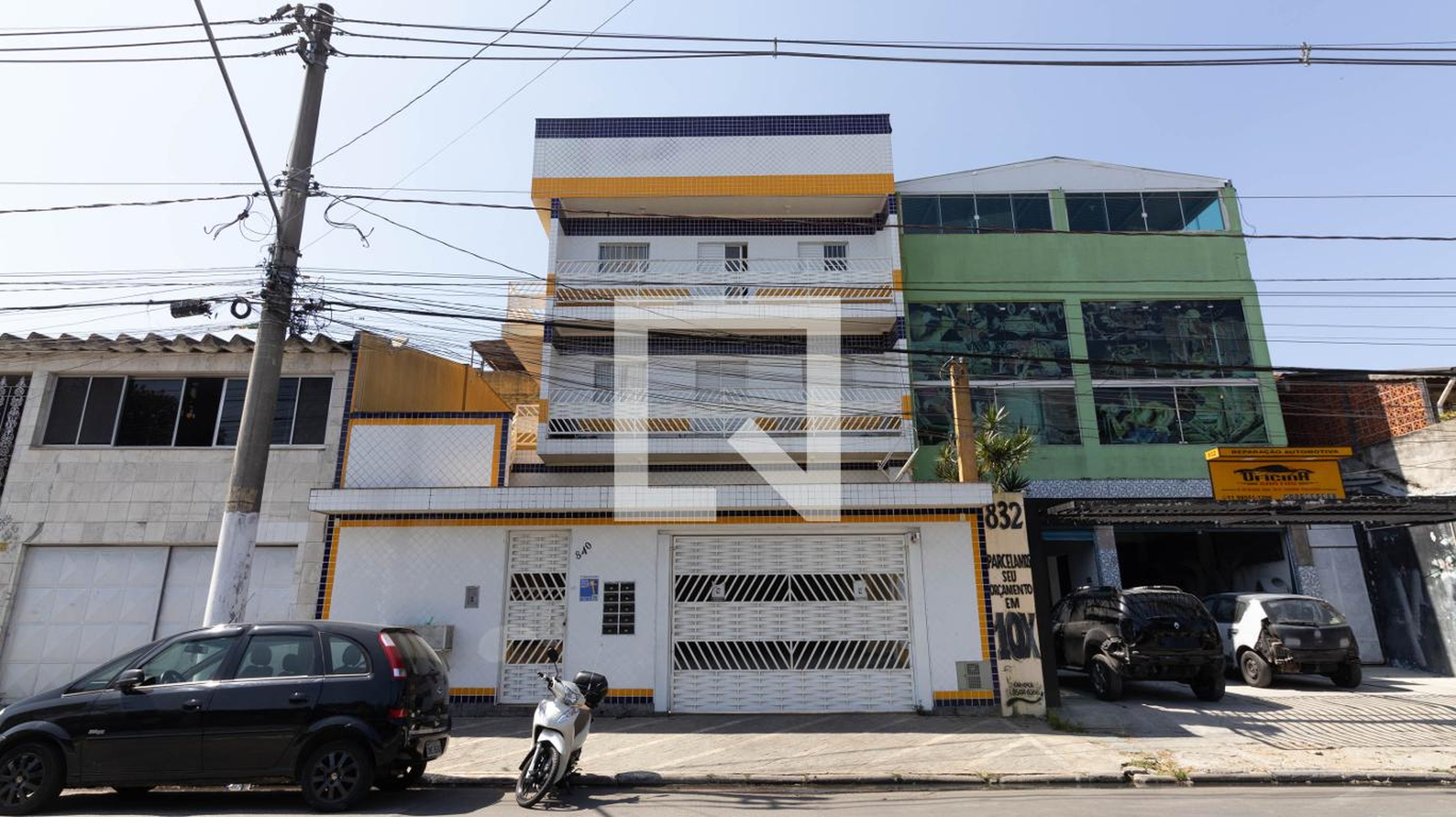 Fachada Condomínio em Rua Jácome Teles de Menezes, 840