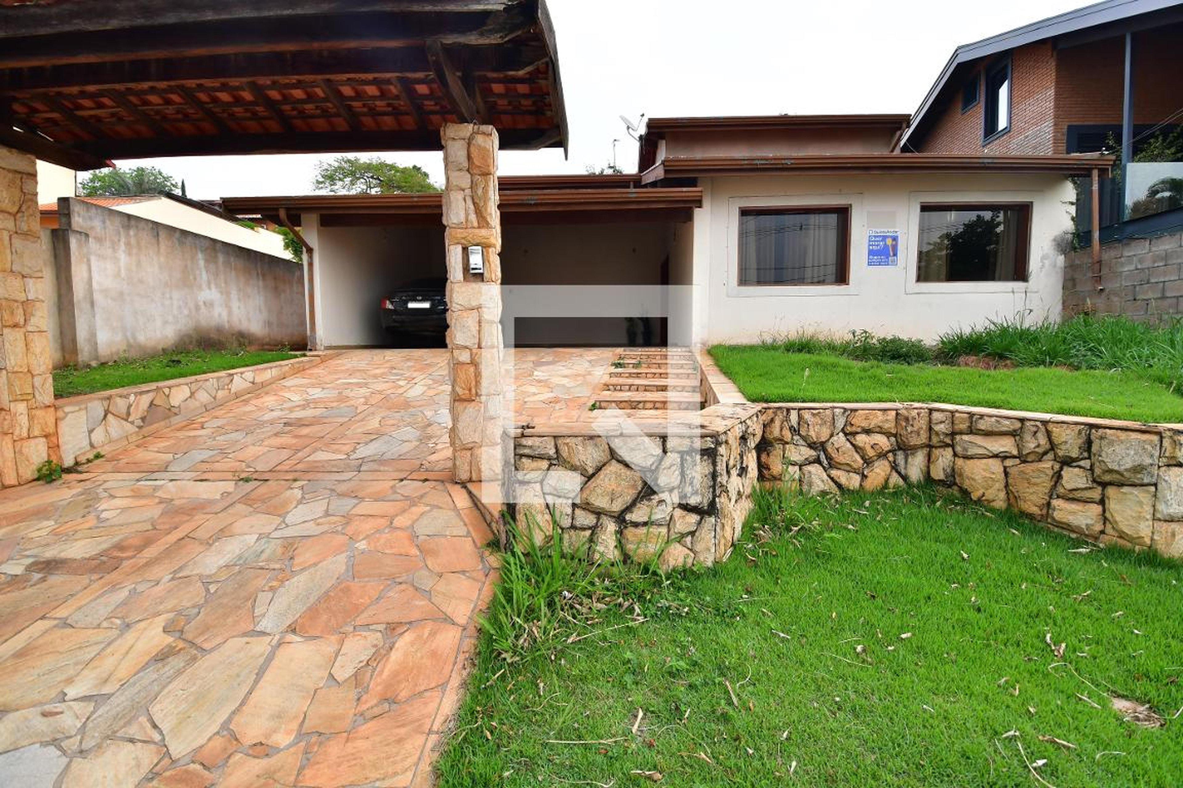 Fachada Condomínio em Avenida Copacabana, 78