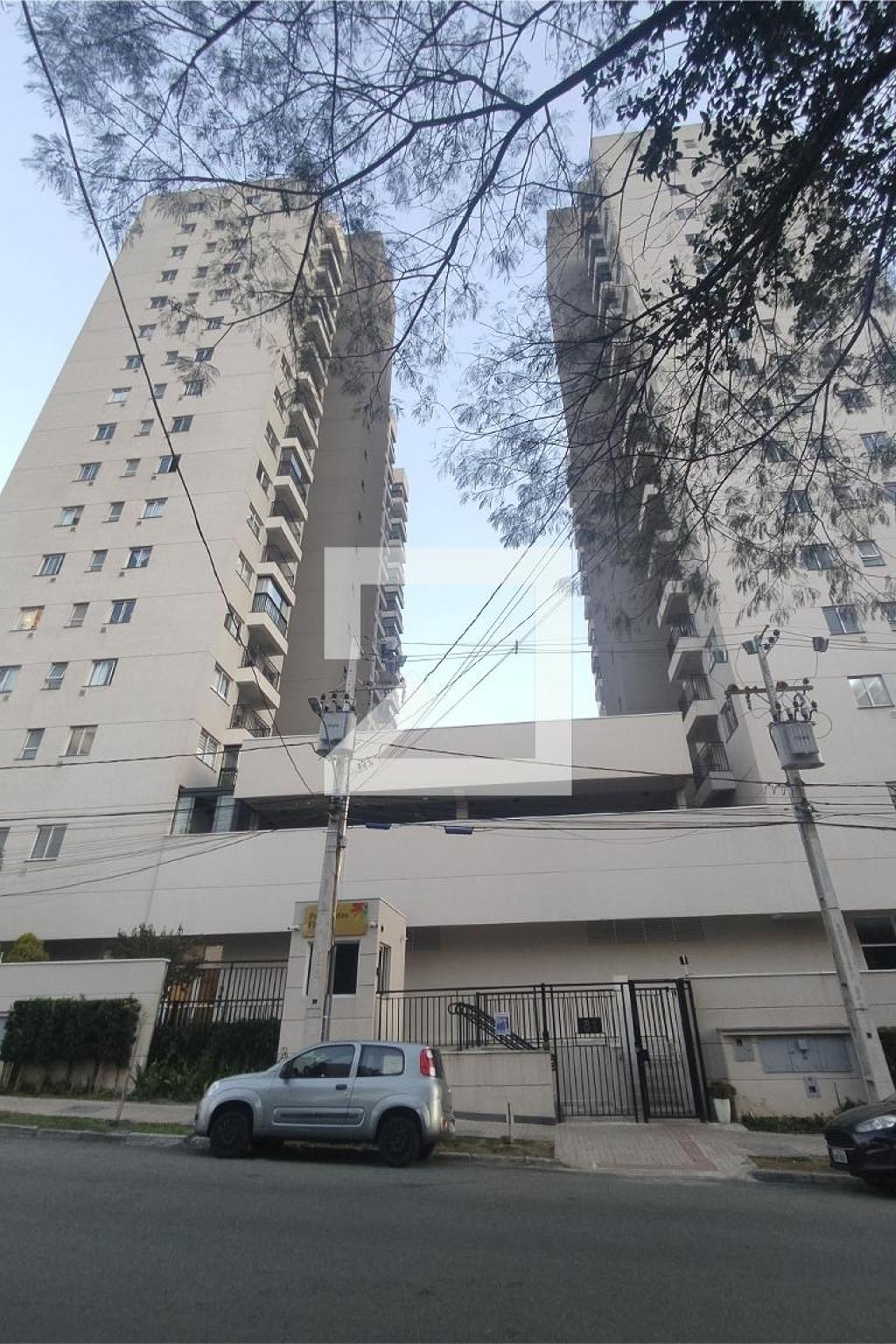 Fachada do prédio Residencial Parque das Flores