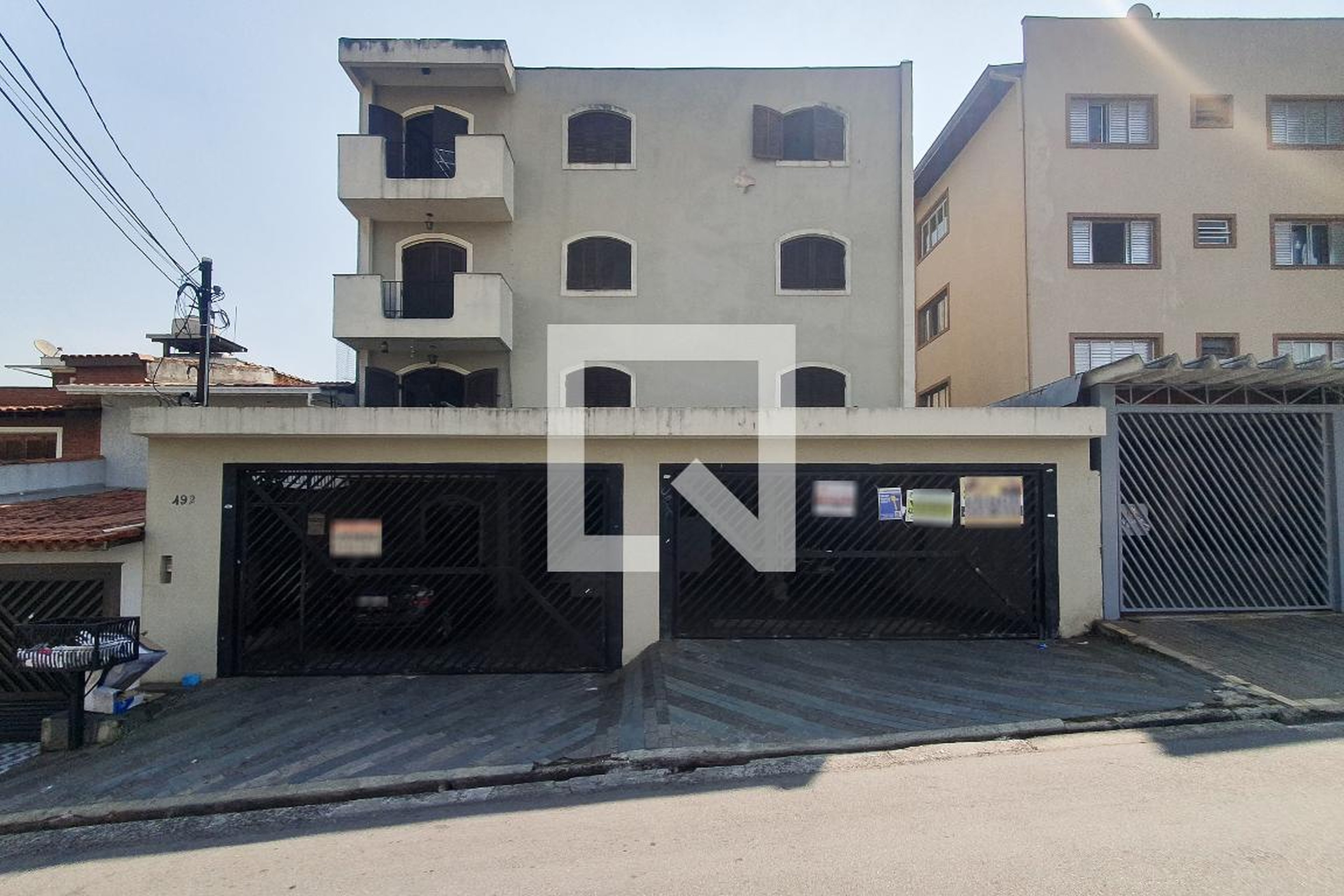 Fachada do Prédio Condomínio Verona