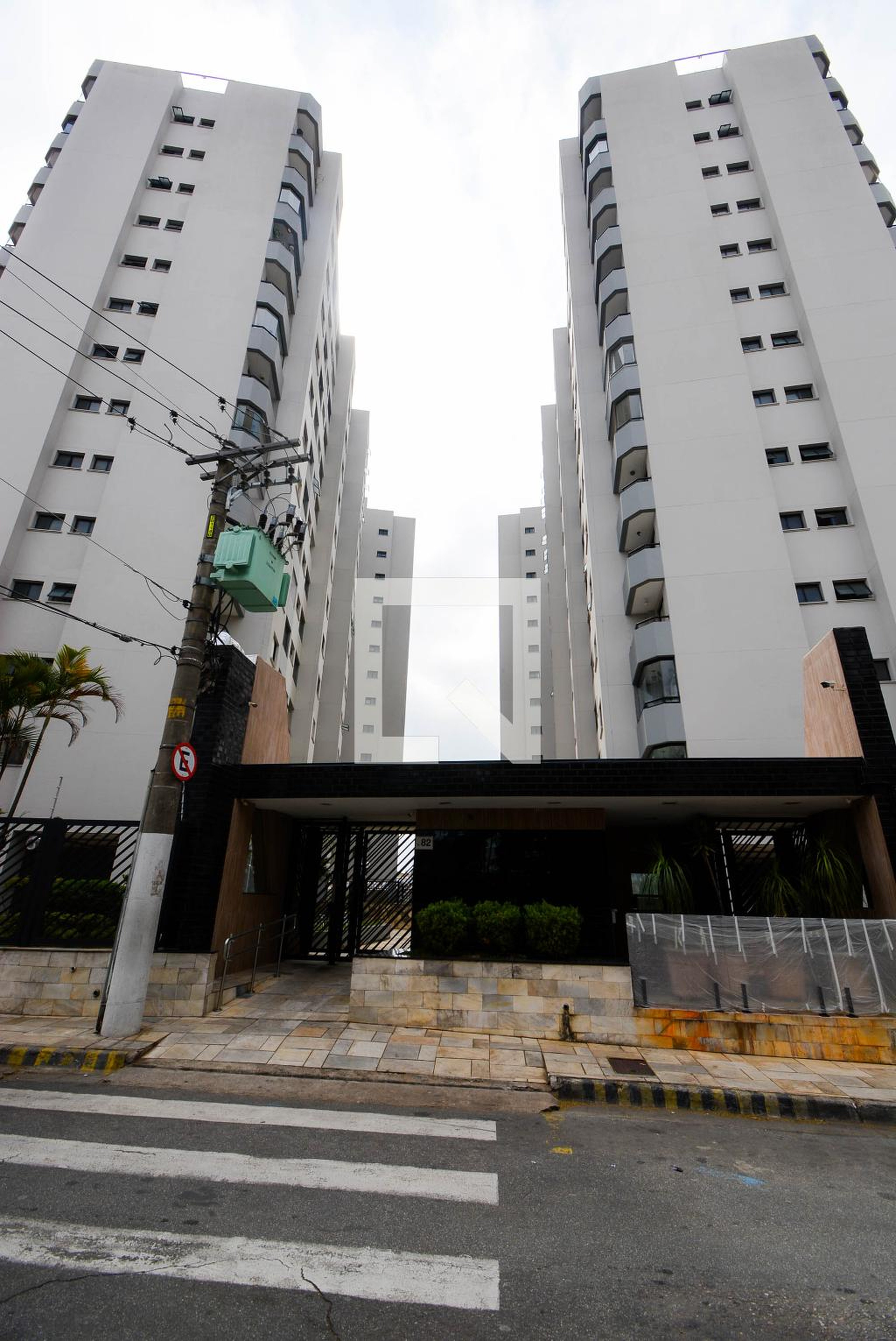 Fachada do Condomínio Condomínio Arcanjos