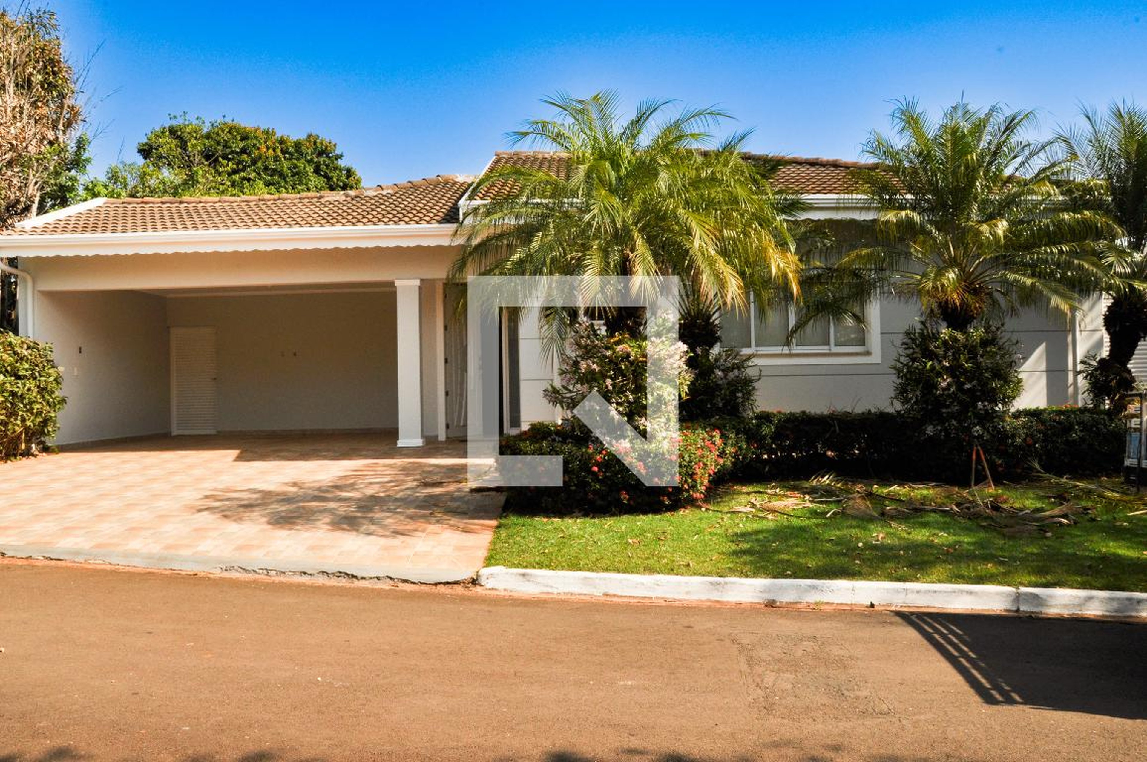 Fachada Condomínio Riviera Barão