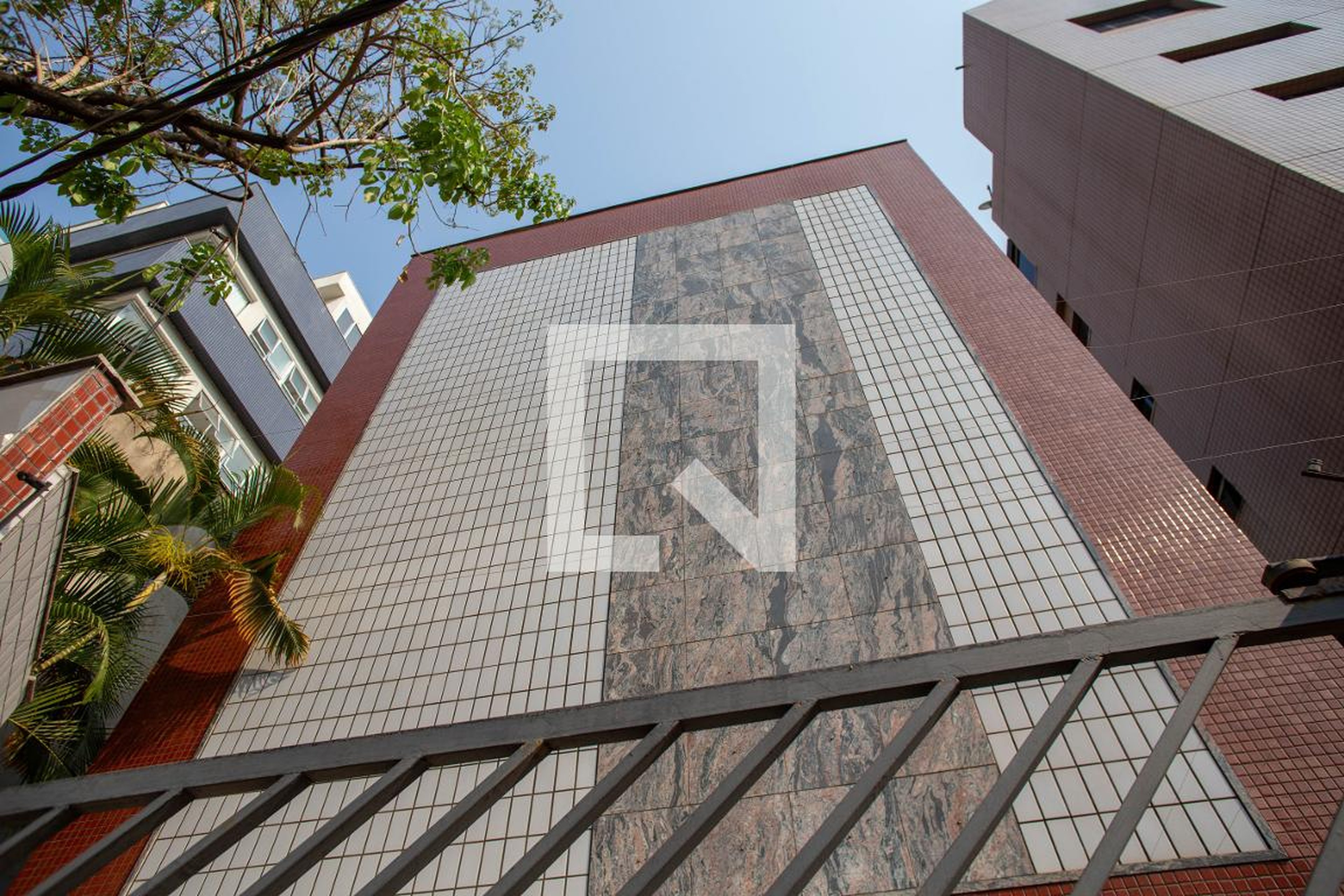 Fachada Condomínio Rua Matipó, Santo Antônio