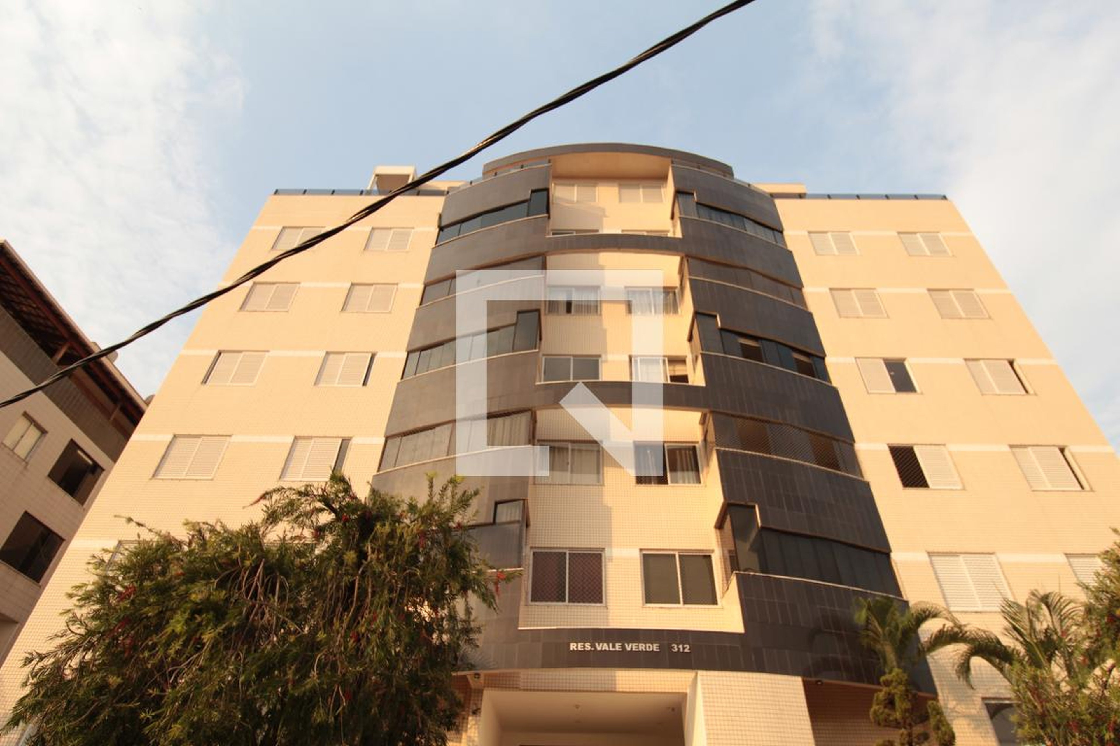 Fachada Condomínio em Rua Sebastião Nepomuceno, 320