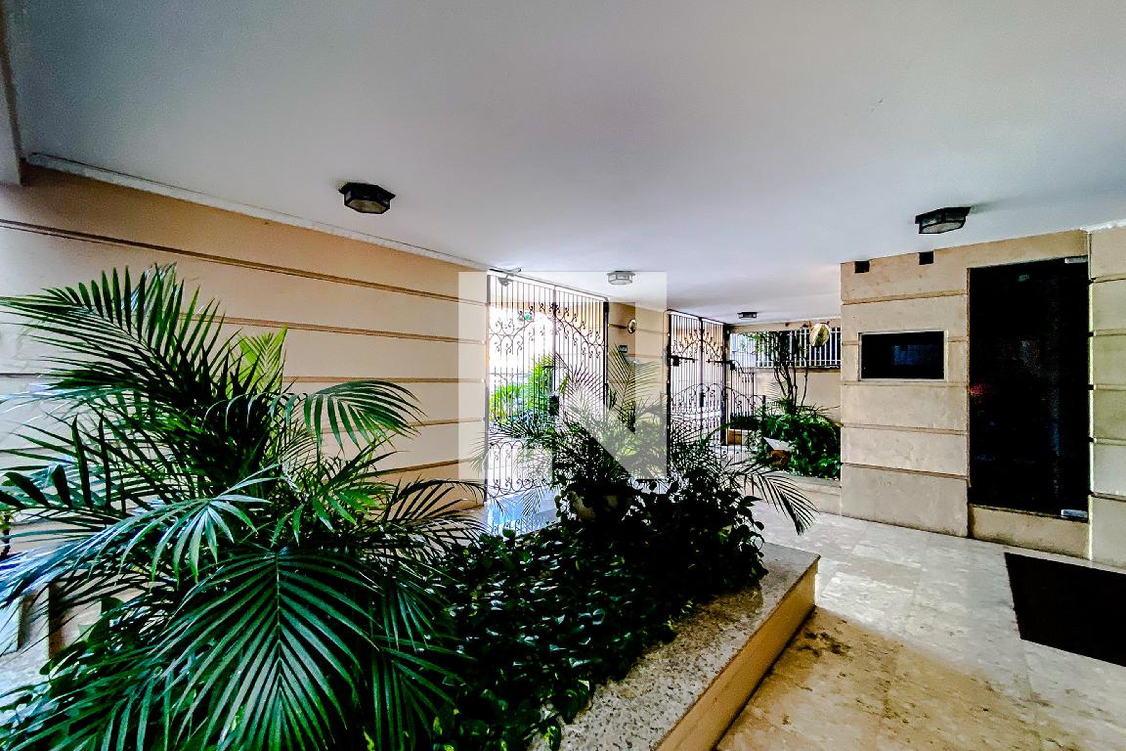 Área comum - Saint Tropez