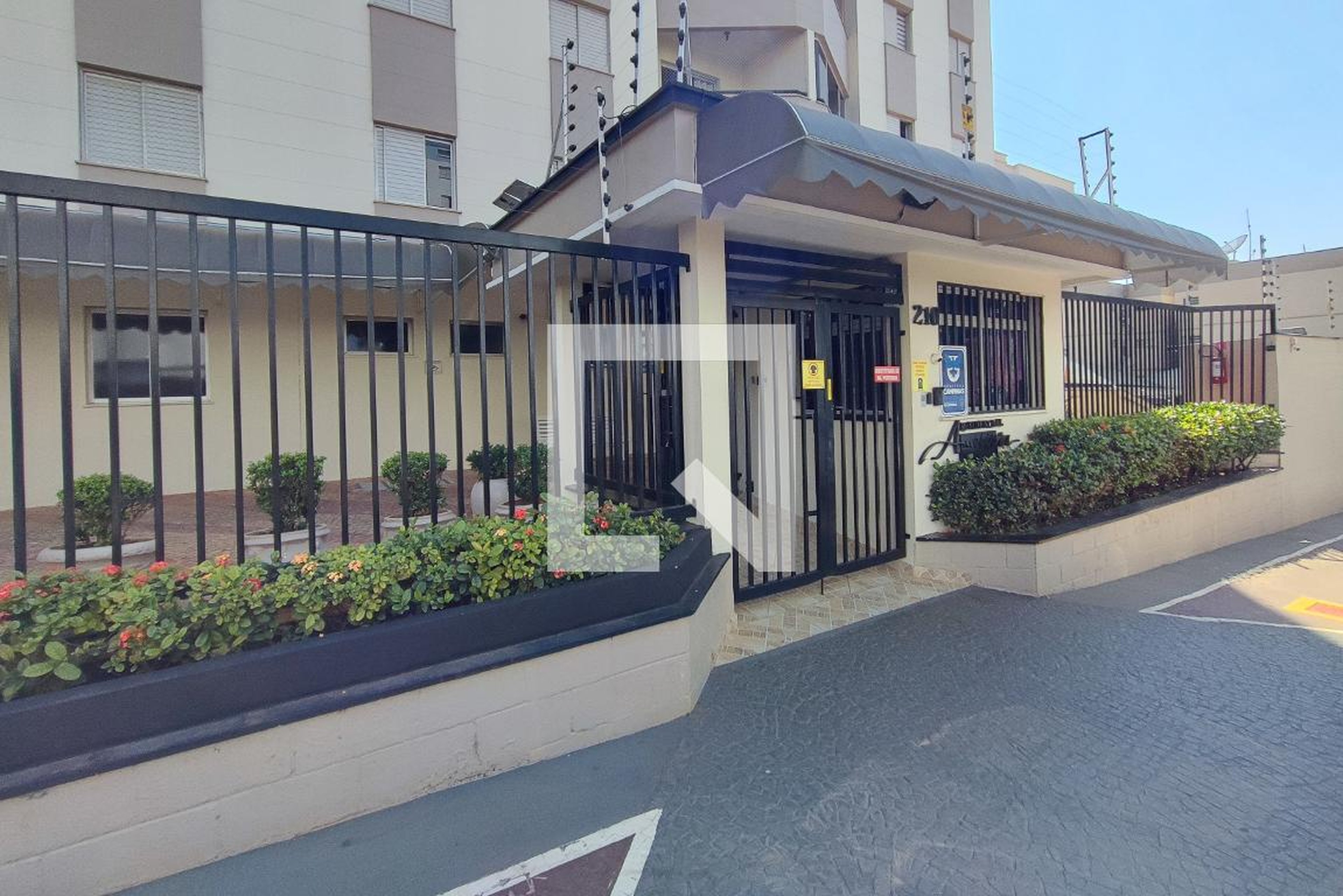 Fachada do Condomínio Condomínio Ametista