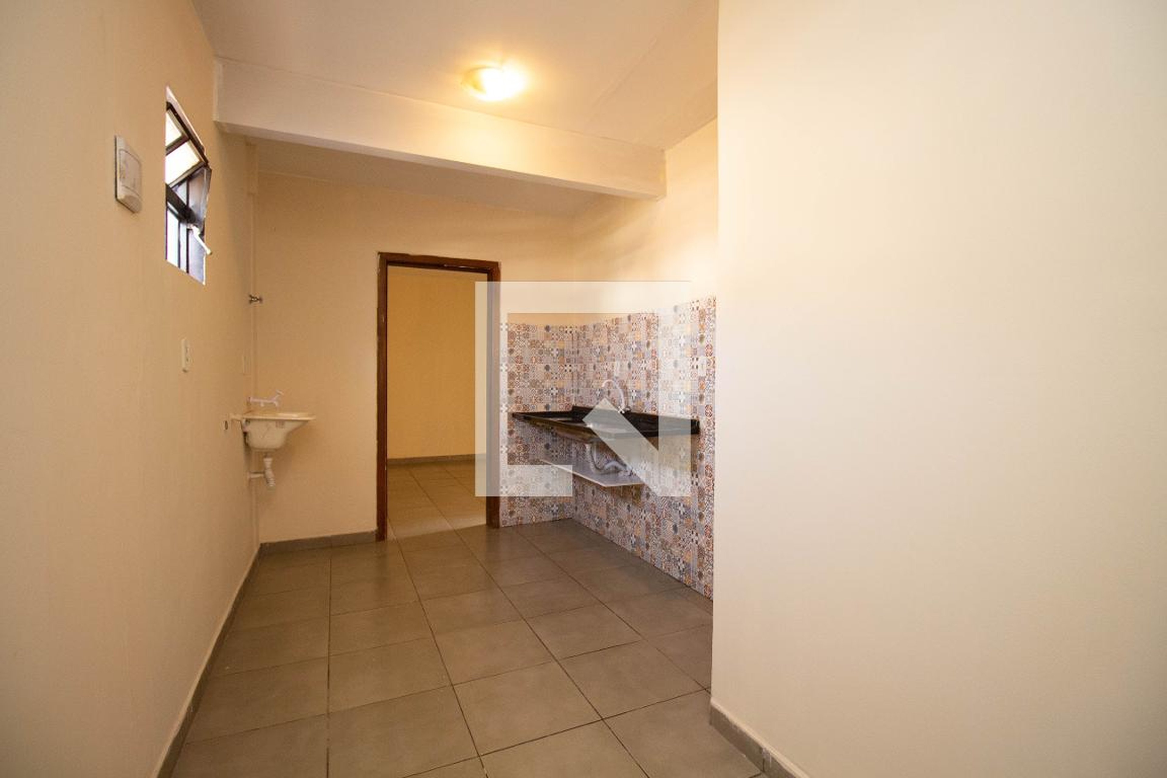 Hall - null
