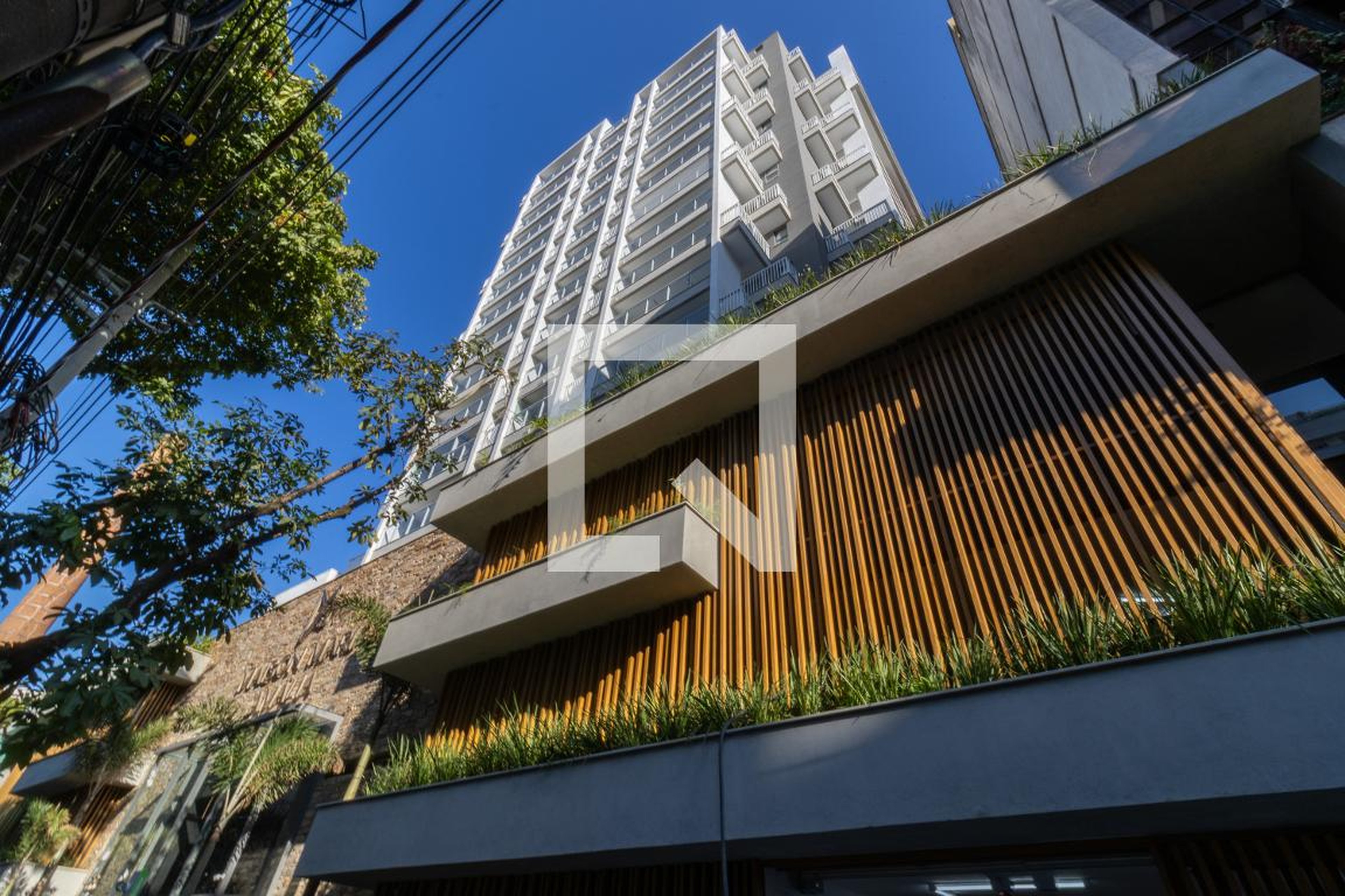 Fachada Condomínio em Rua Maria Amália, 35