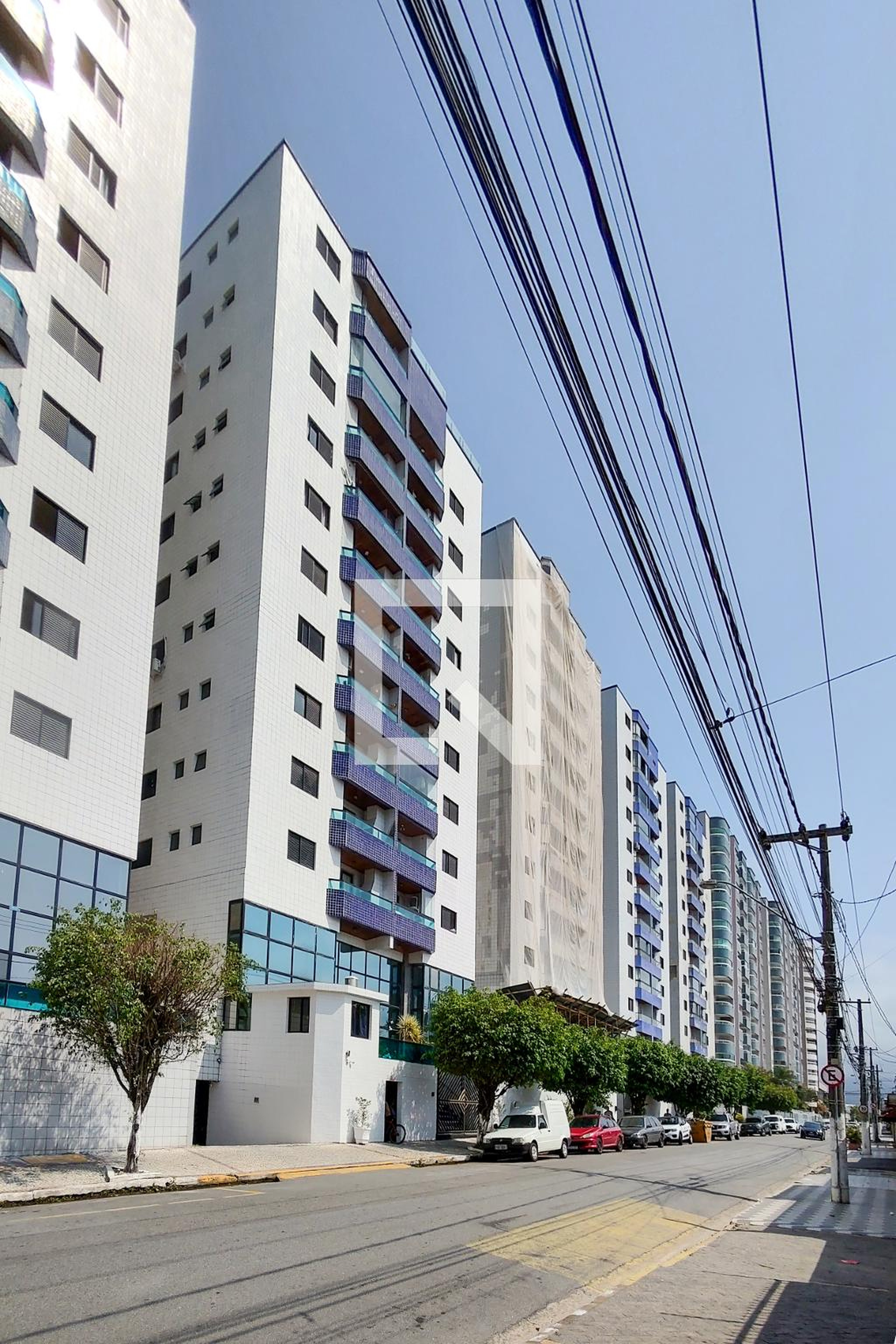 Fachada do Prédio Condomínio Marcia