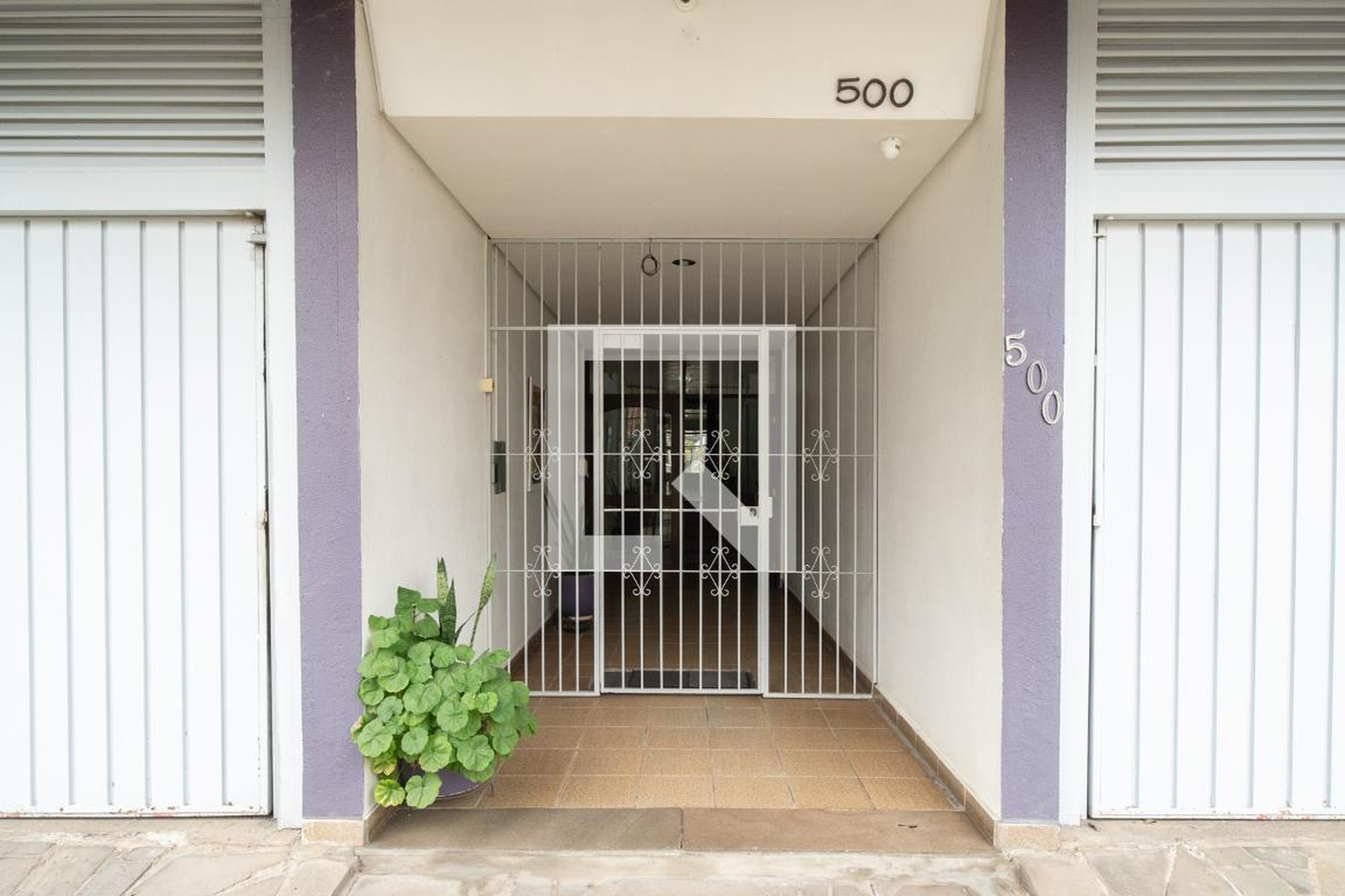 Entrada do prédio - null