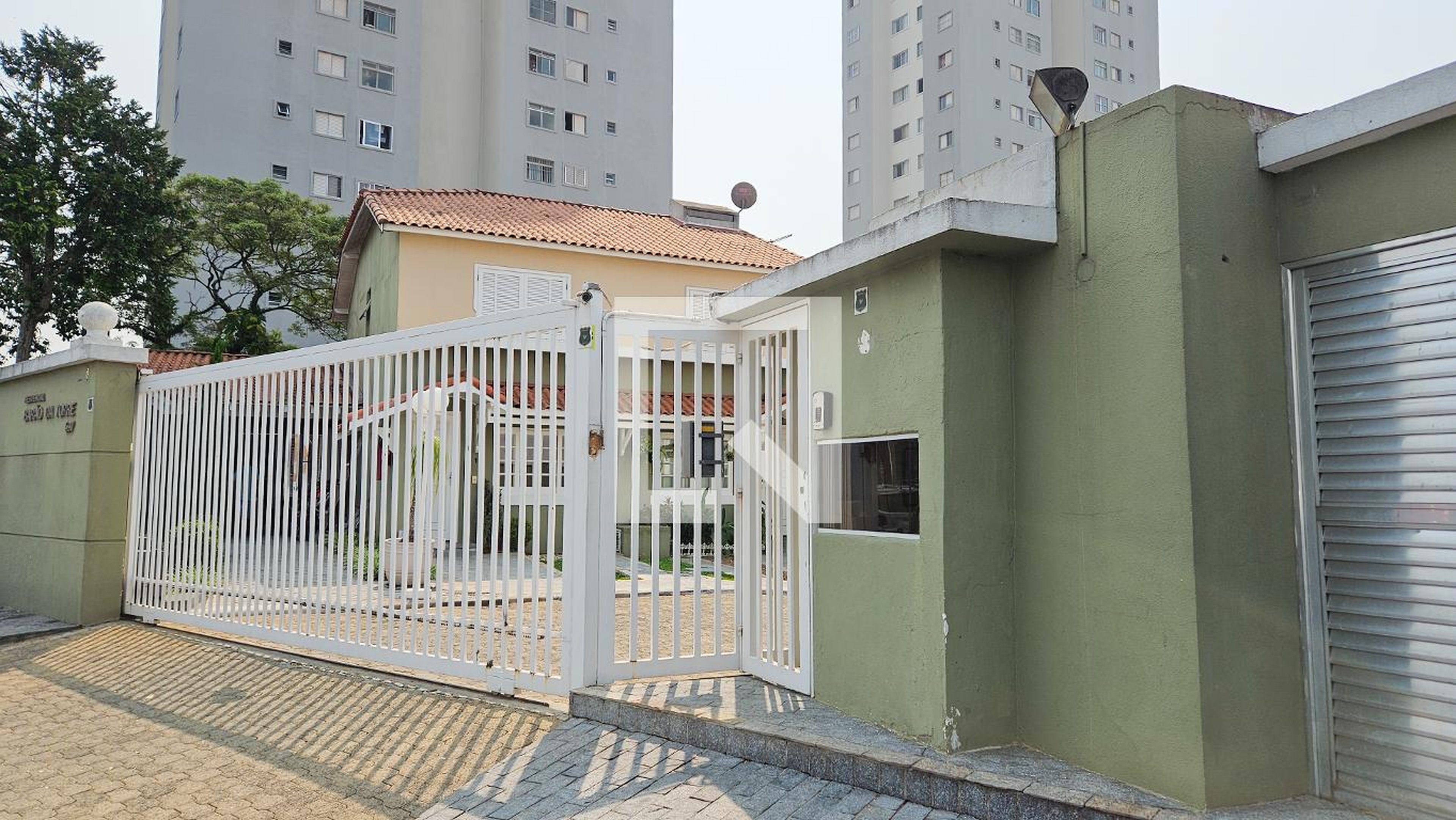 Fachada do Condomínio Residencial Barão da Torre