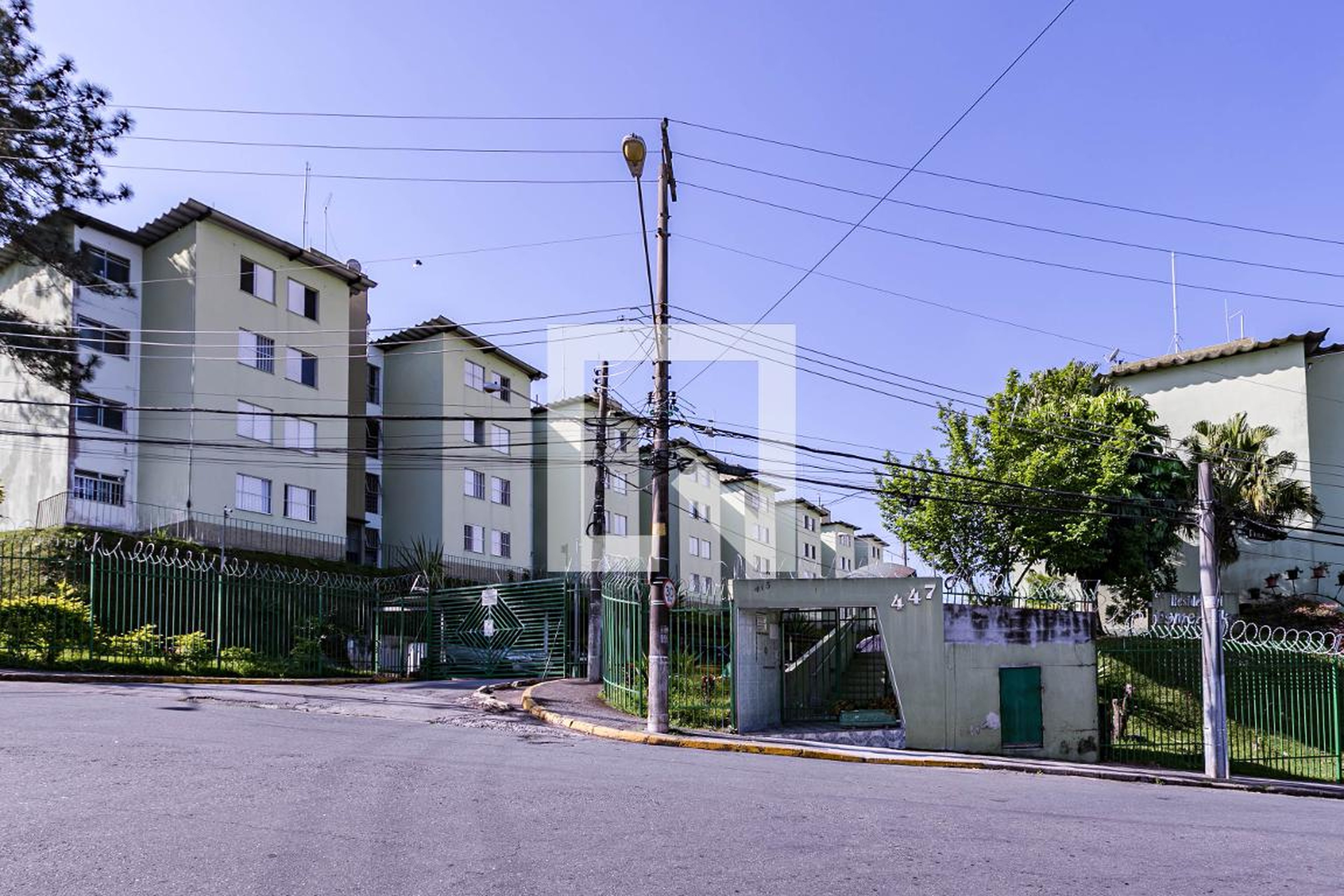 Fachada Condomínio em Avenida Ezelino da Cunha Glória, 477