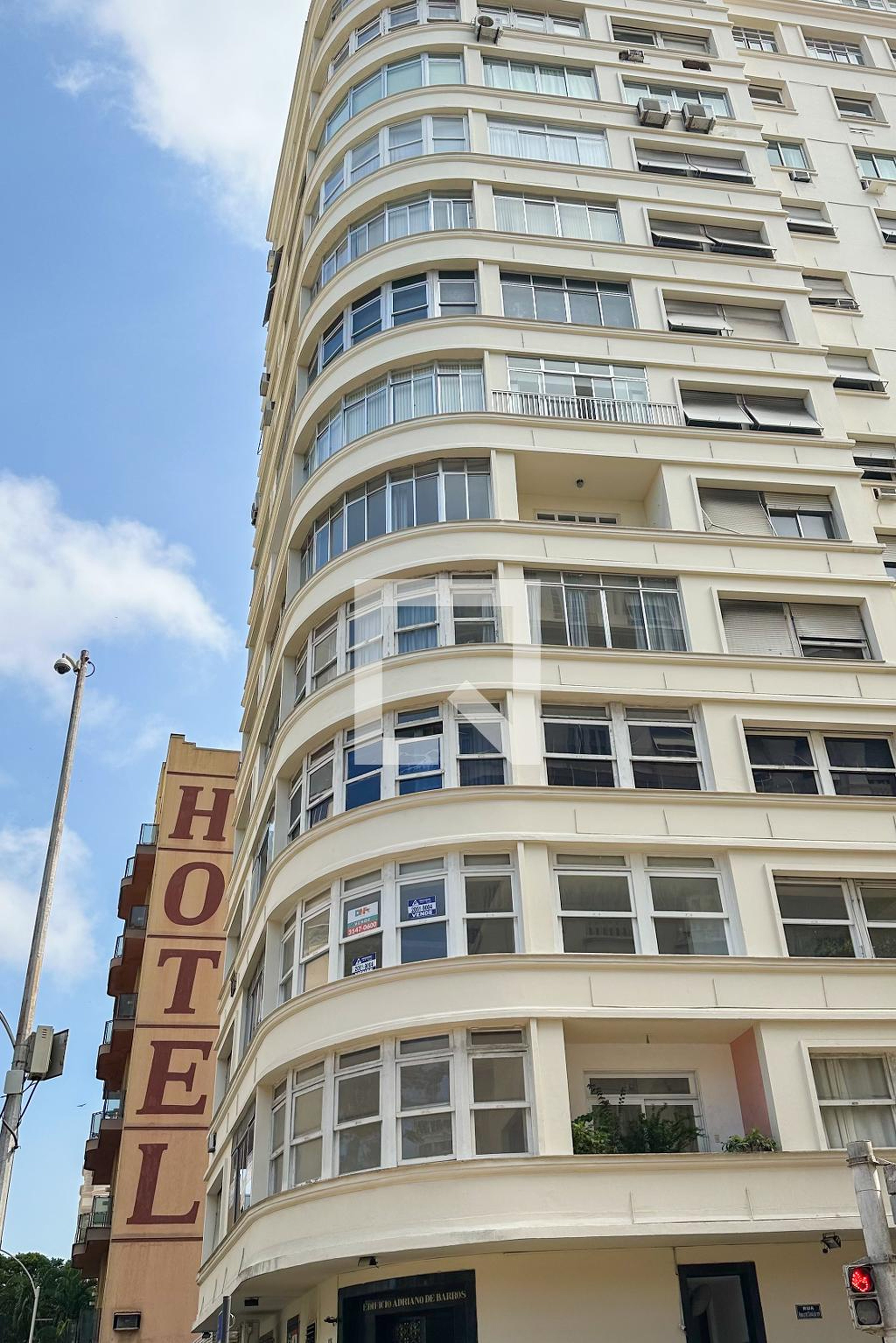 Fachada Edifício Adriano de Barros