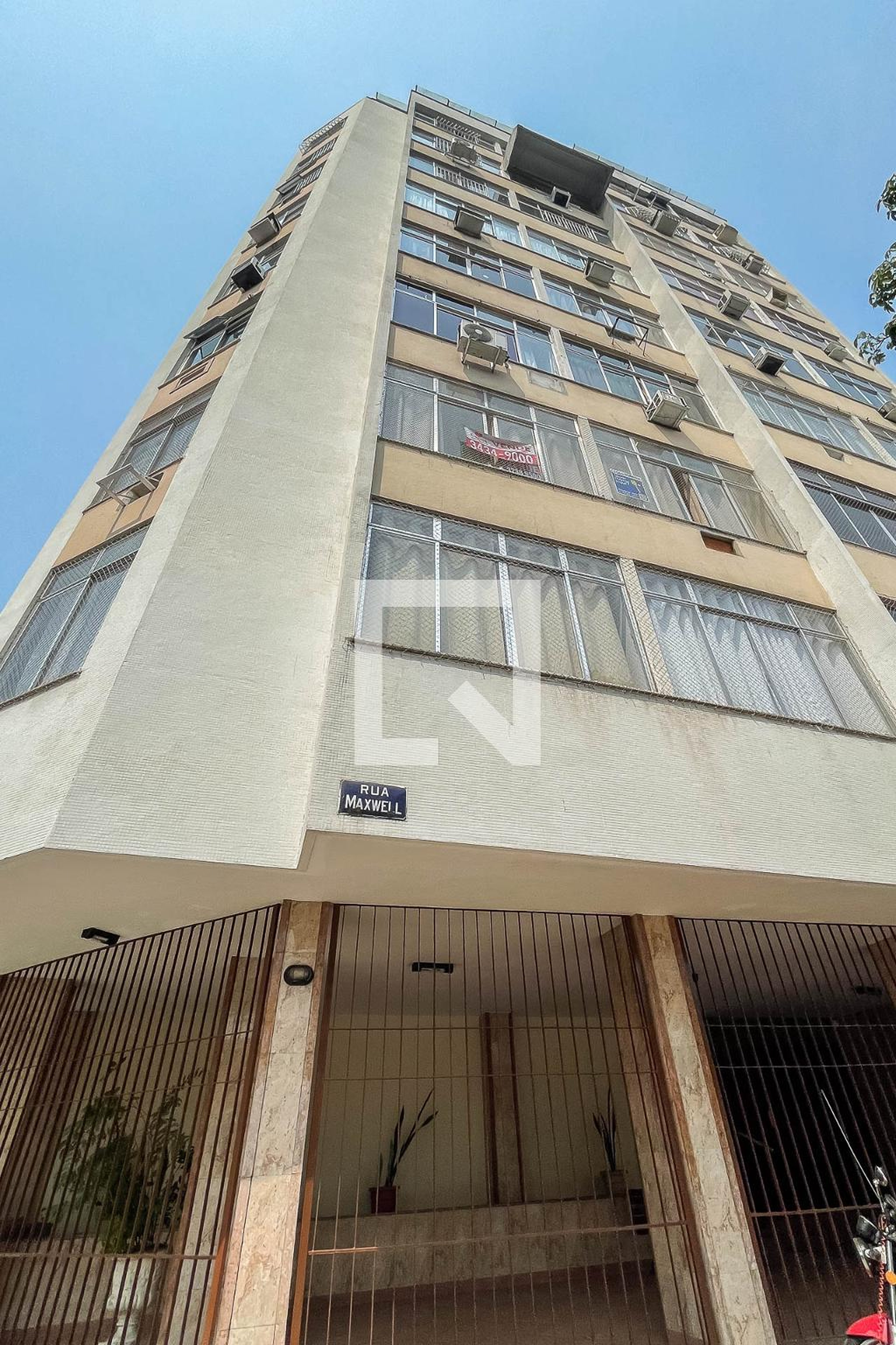 Fachada Condomínio Del Nino