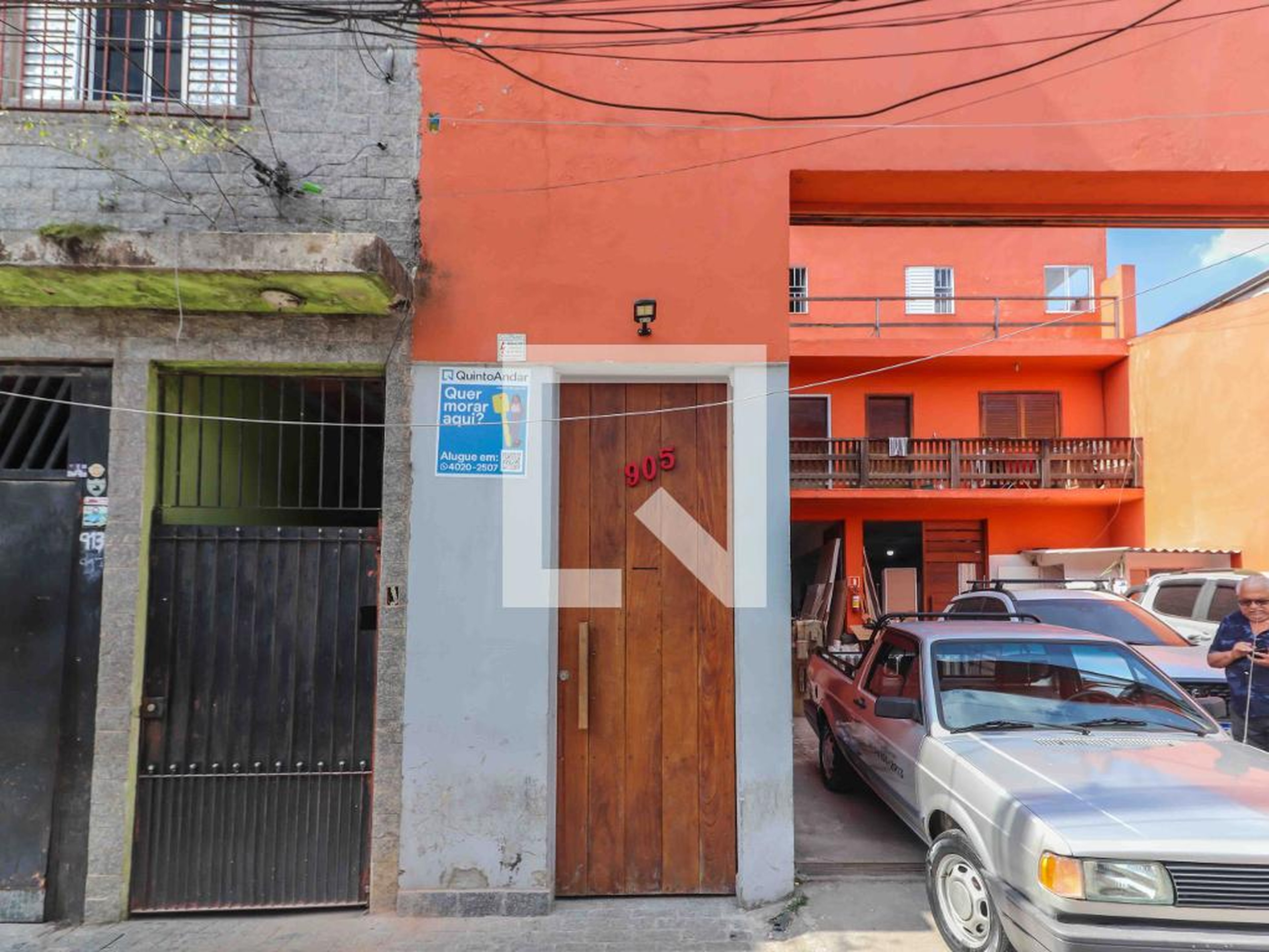 Fachada Condomínio em Rua General Syzeno Sarmento, 905