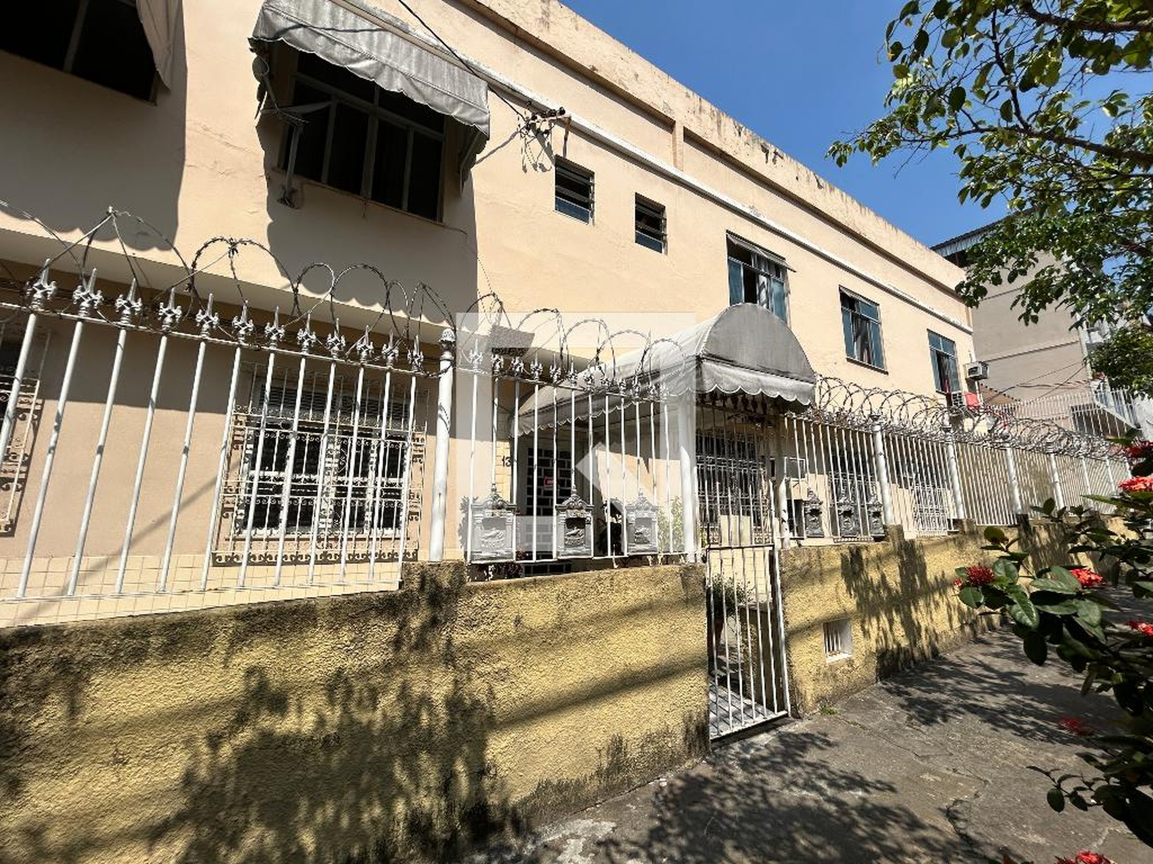 Fachada Condomínio em Rua Gilberto Goularte de Andrade, 13