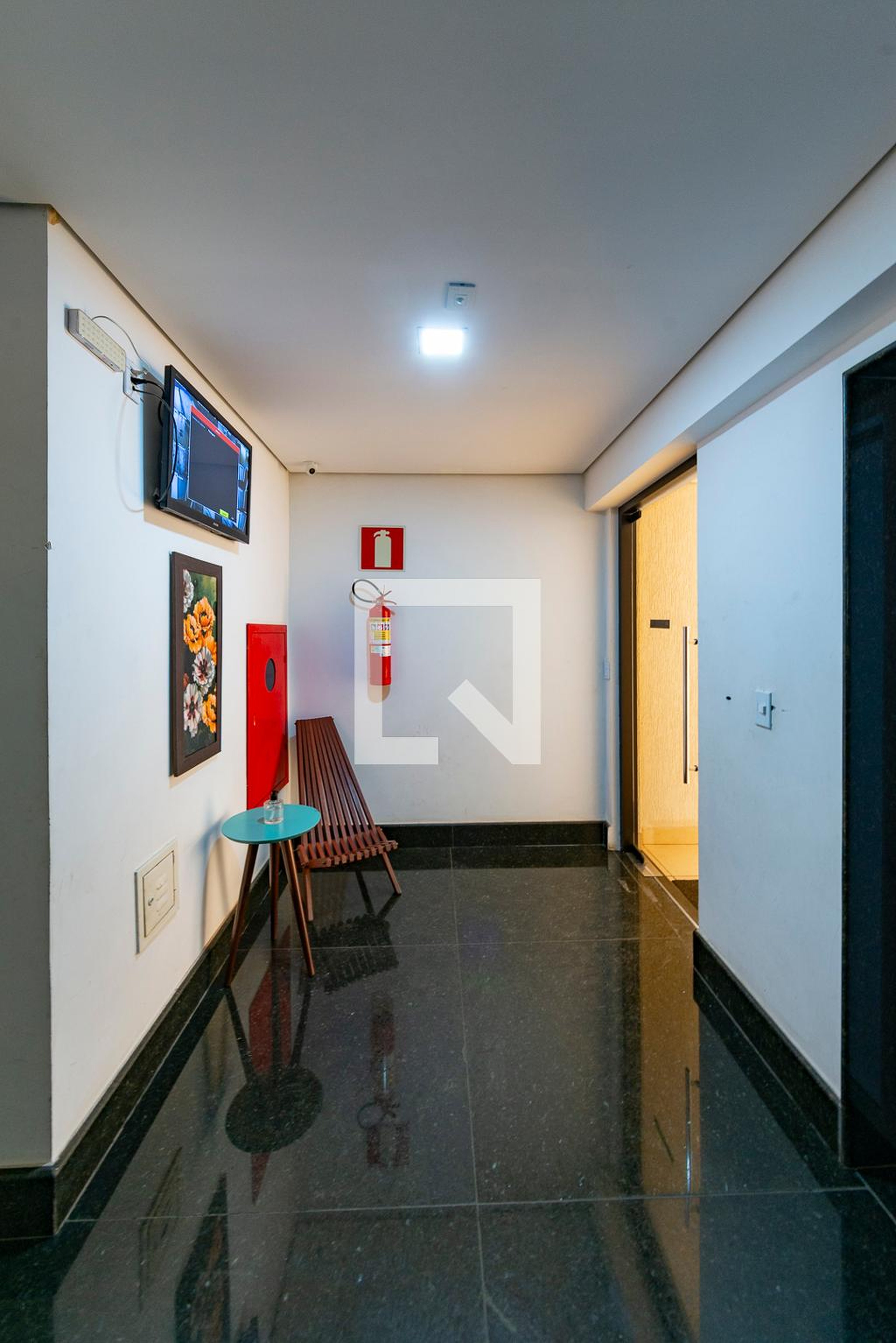 Hall de entrada - Edifício Residencial Vista Bella