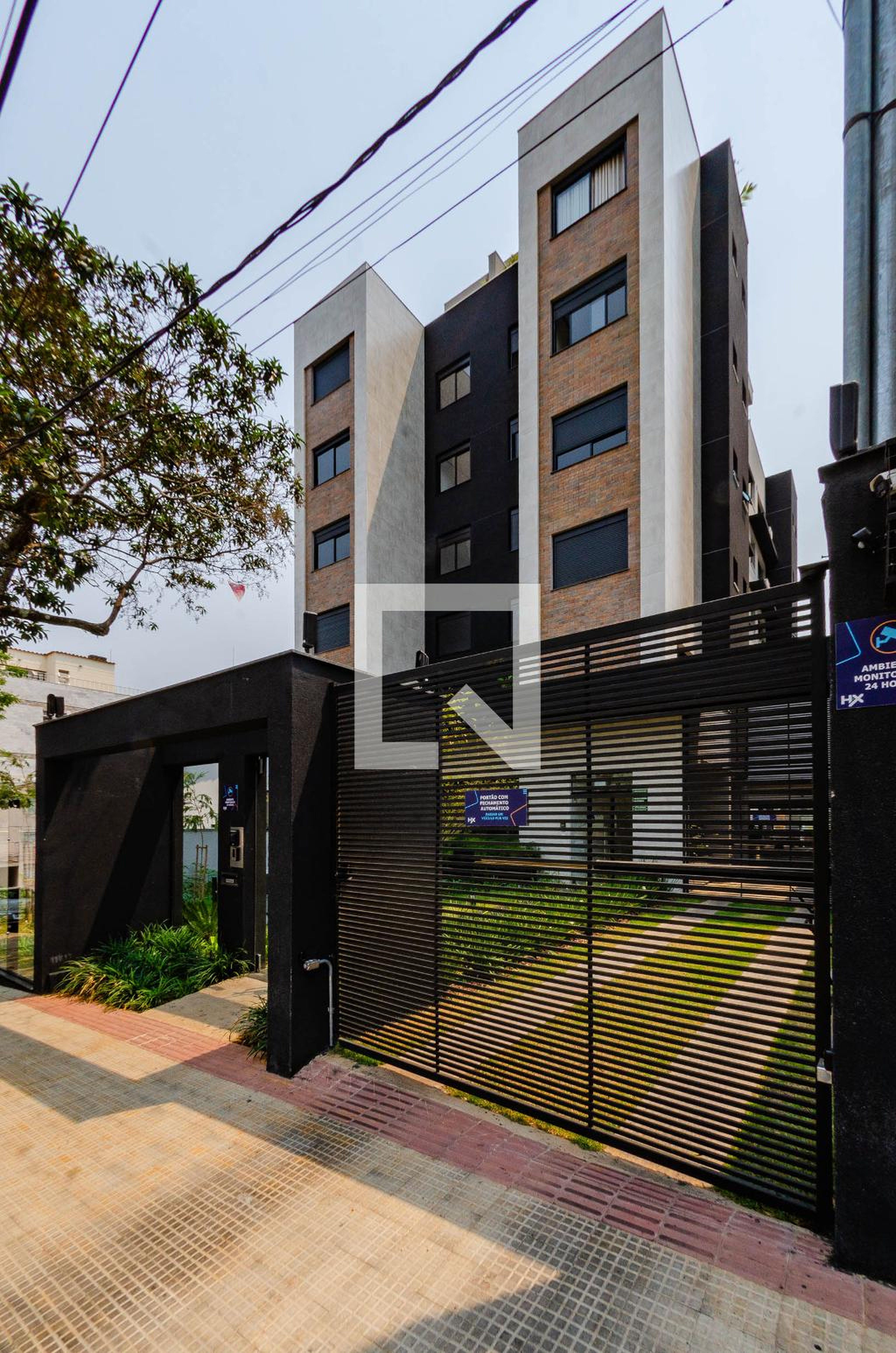 Fachada Condomínio em Rua Joanésia, 35