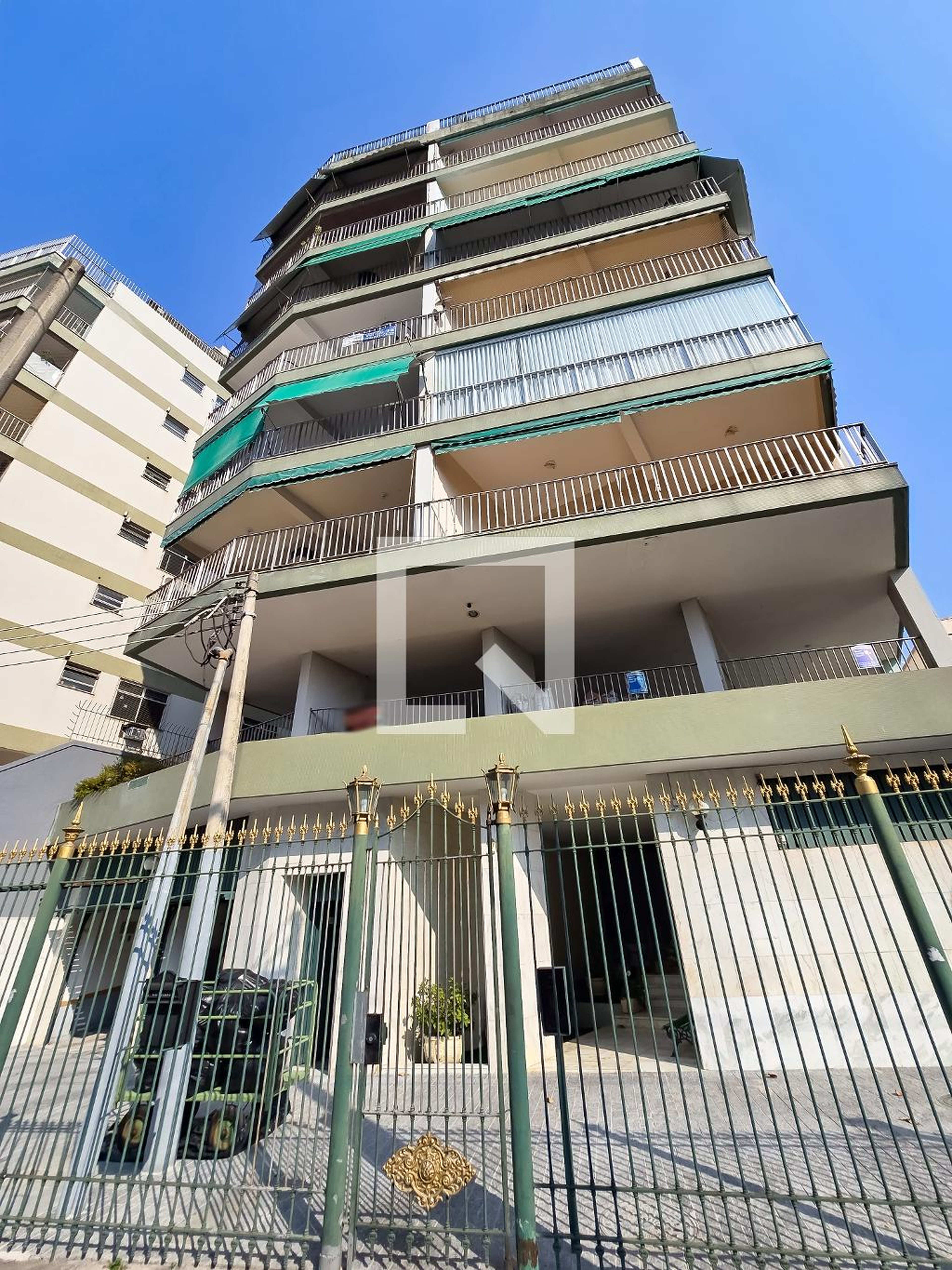 Fachada do Condomínio Edifício Basilio de Brito