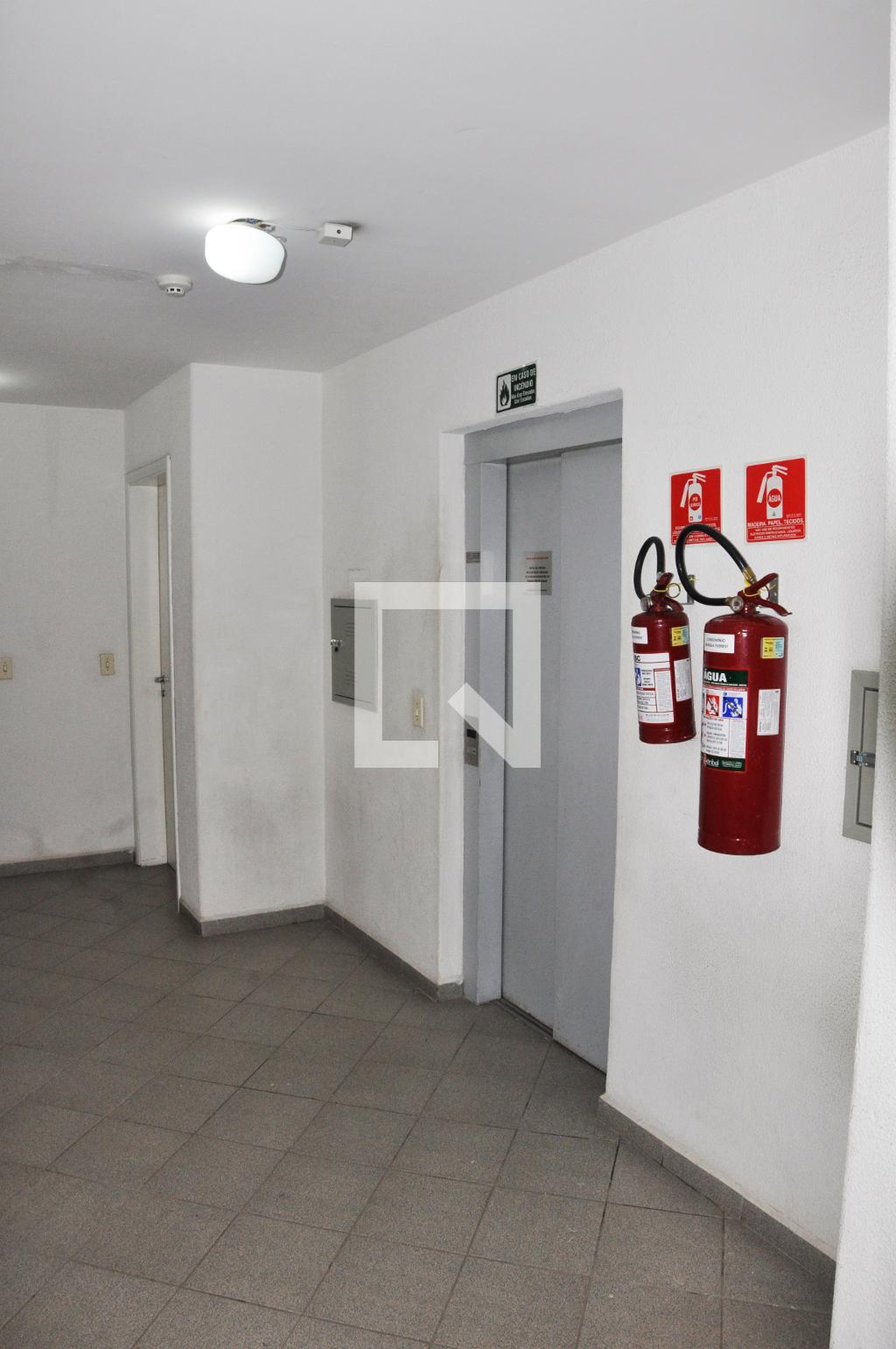 Elevador - Edifício Brasília Everest