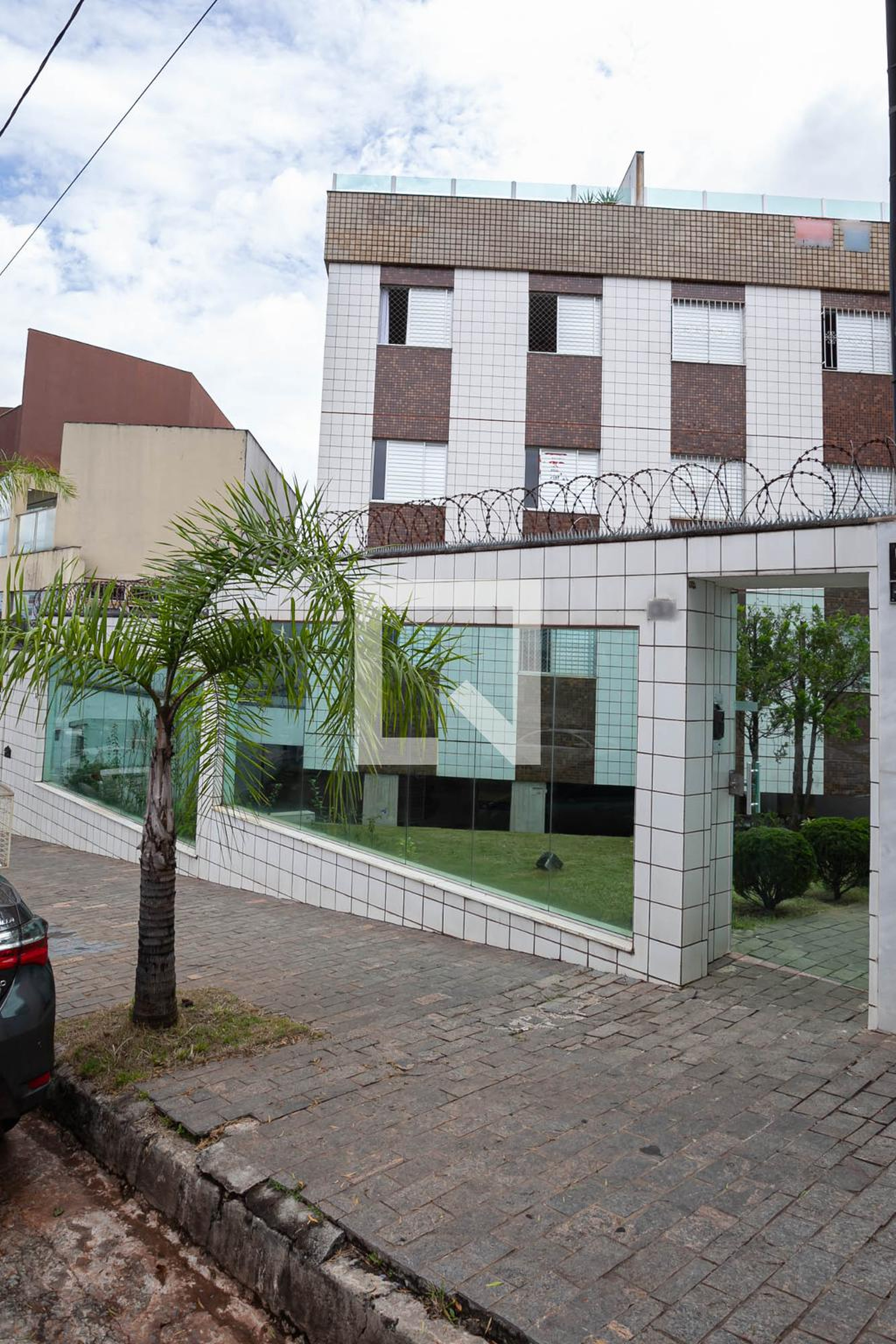 Fachada Condomínio em Avenida Maurete José dos Santos, 65