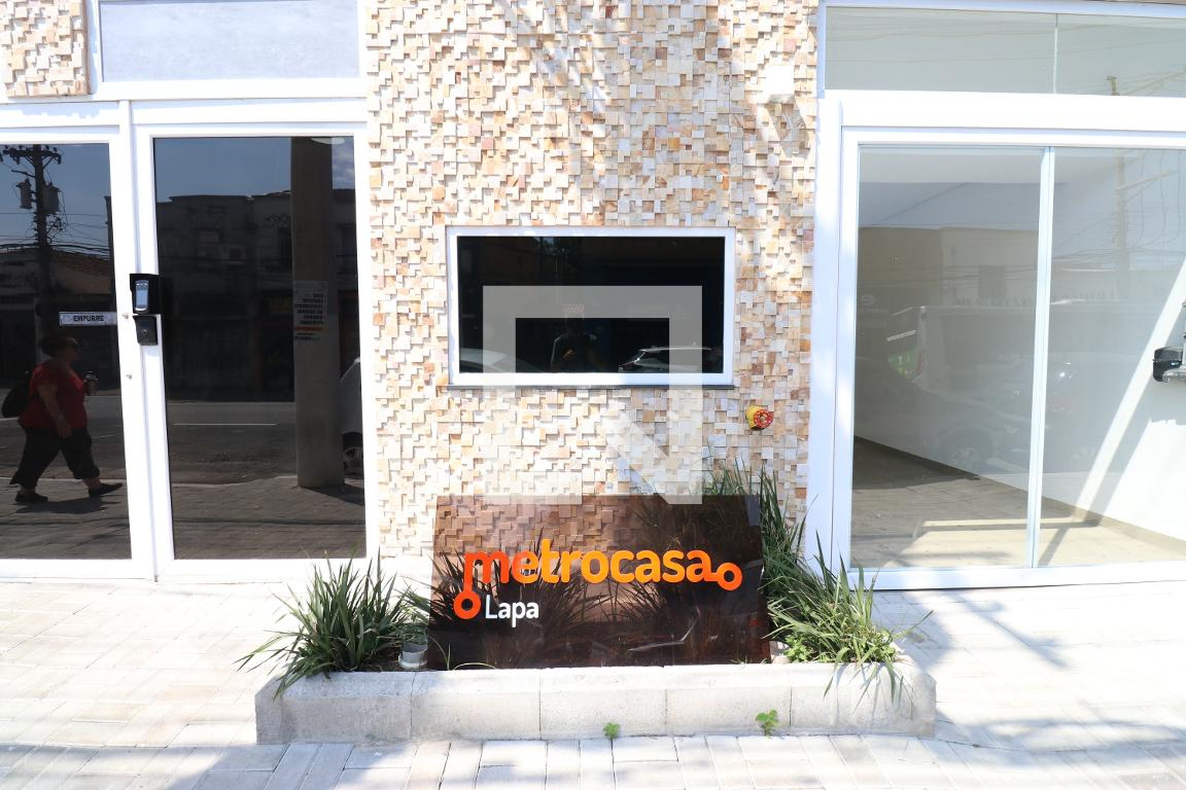 Fachada Condomínio em Rua Guaicurus, 807