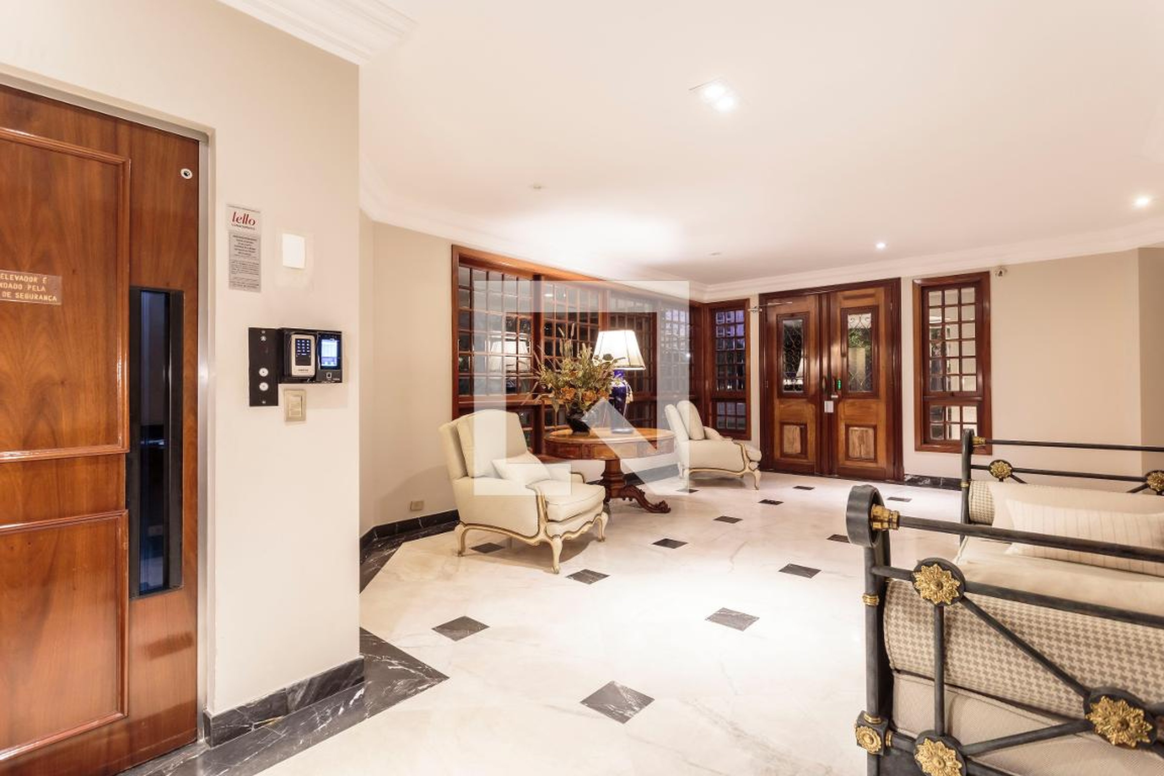 Hall de entrada - Al Jauaperi