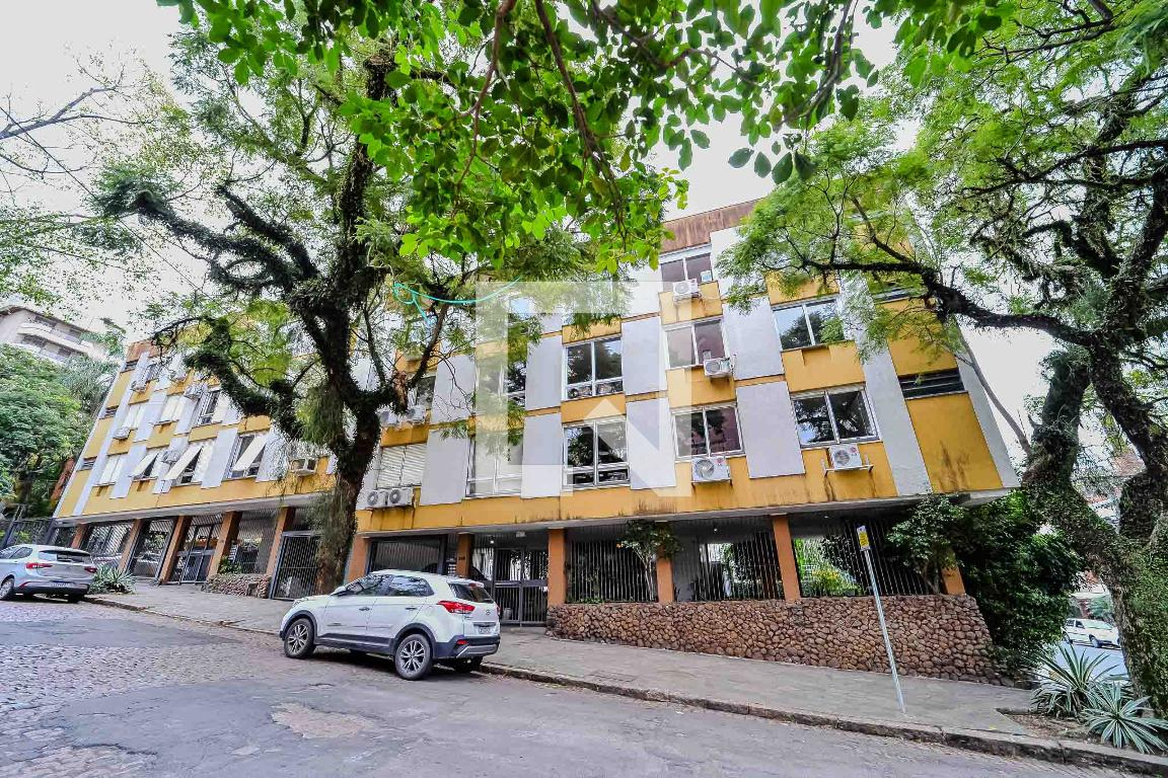 Fachada Condomínio em Rua Tito Lívio Zambecari, 246