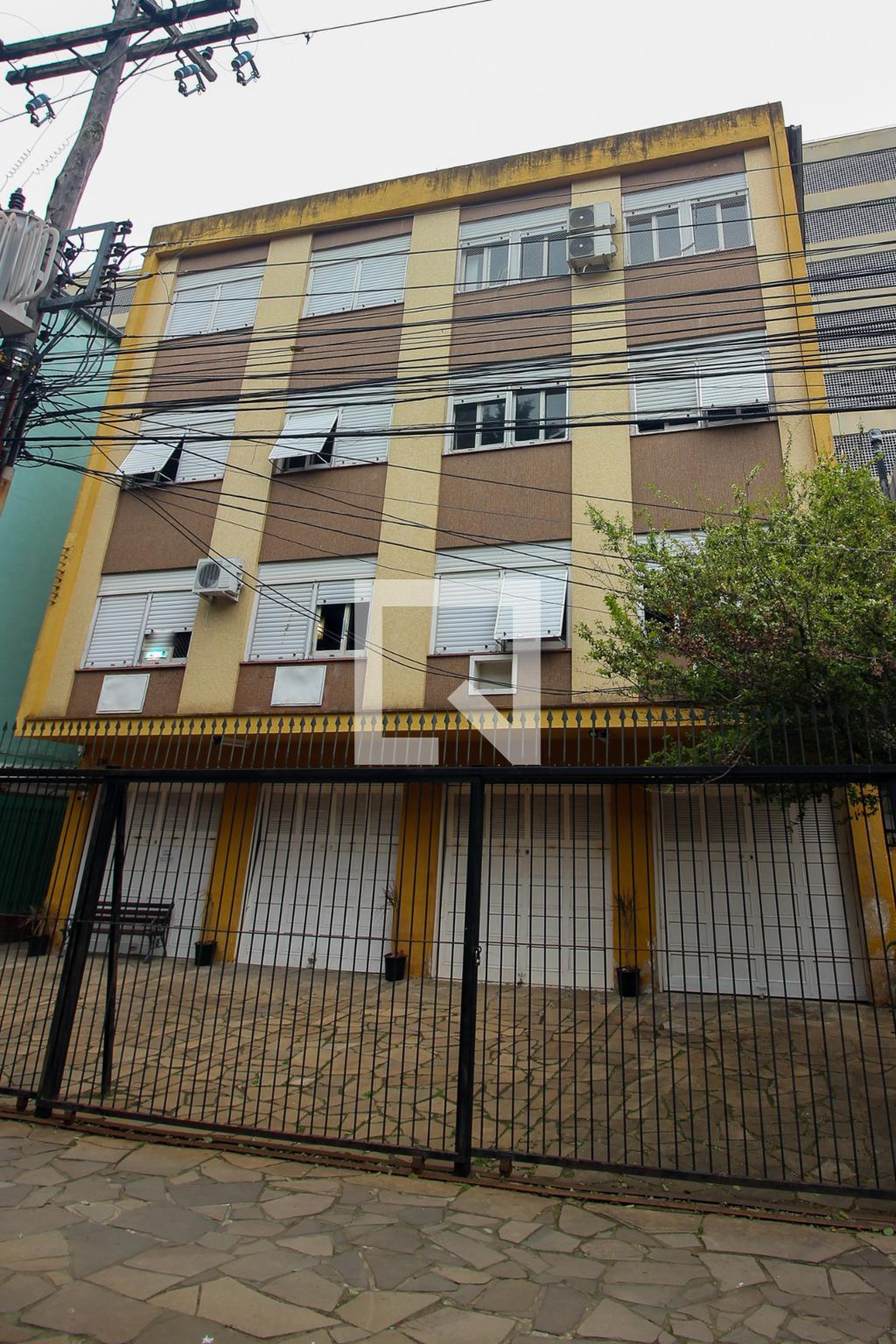 Fachada do Prédio Condomínio Arco Íris