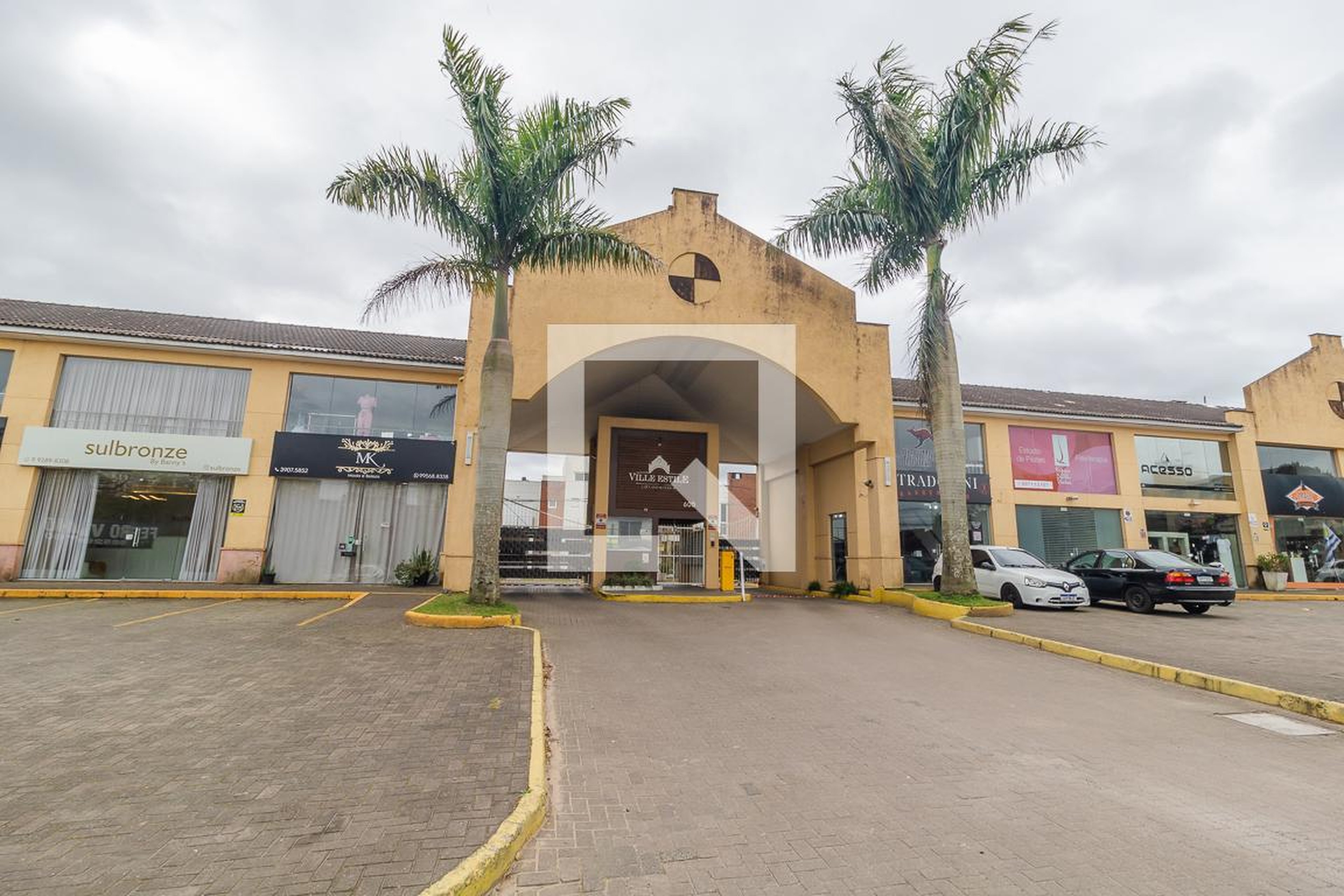 Fachada do Condomínio Condomínio Ville Estile