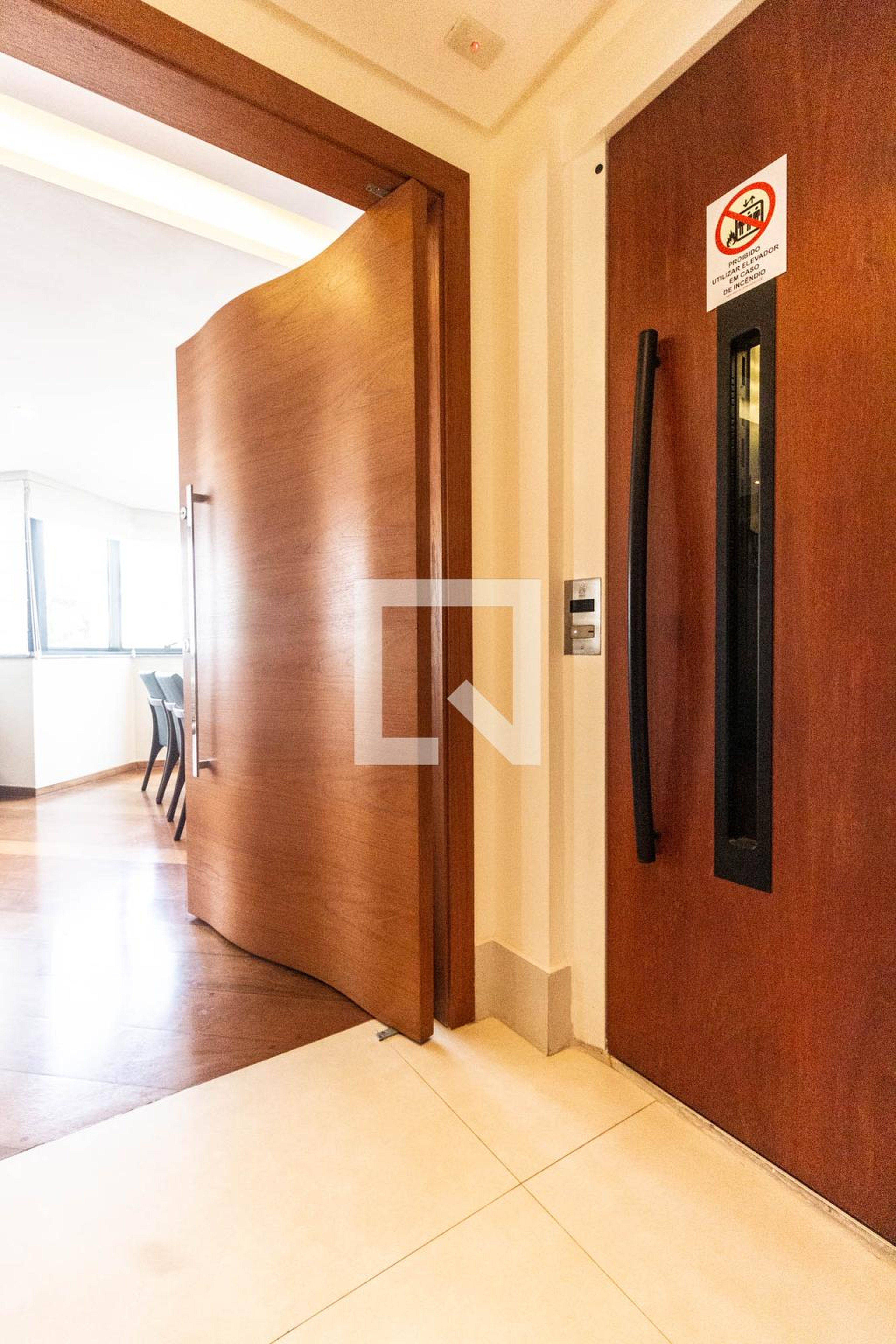 Hall social - Edificio Elfi Cantareira