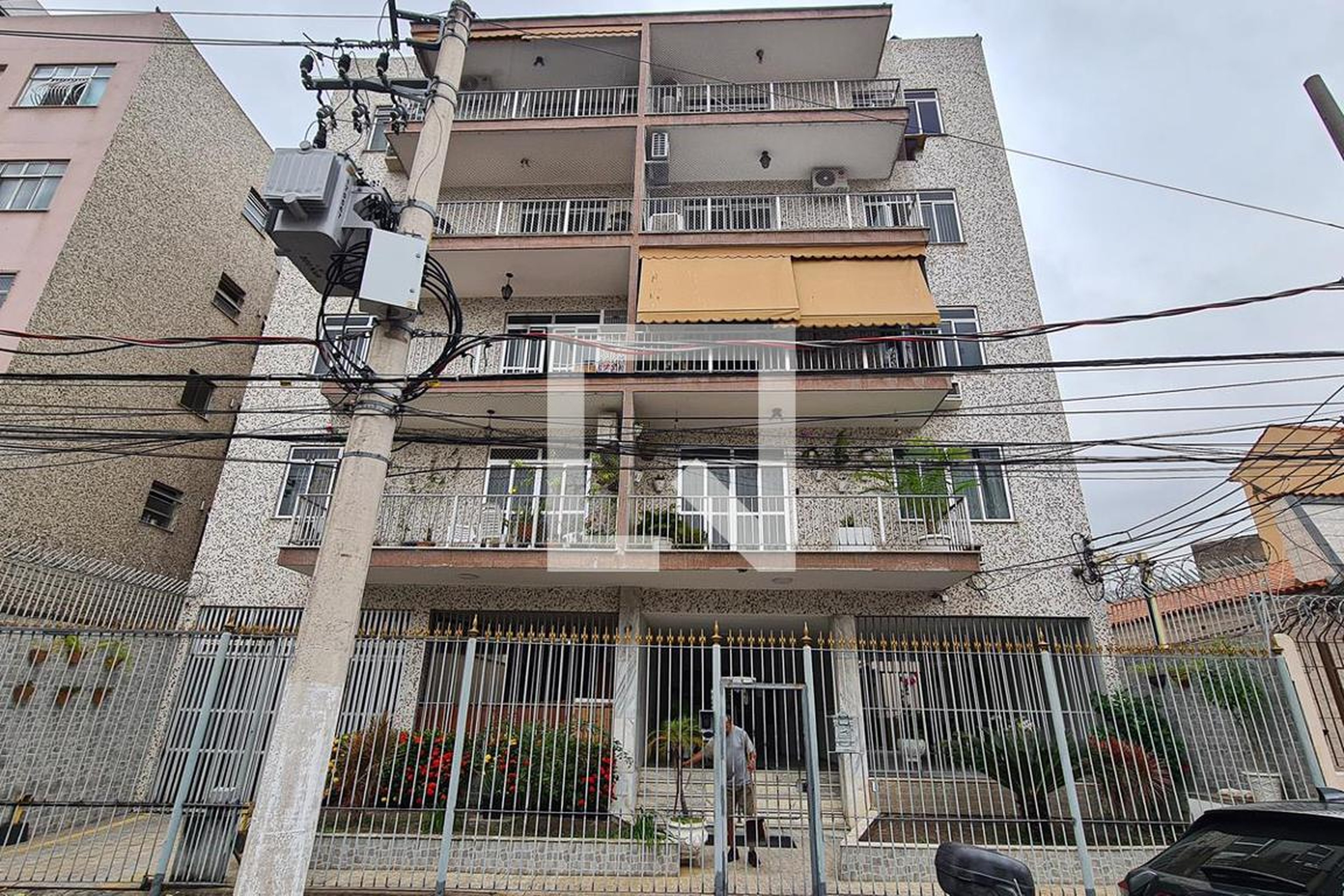 Fachada do Condomínio Condomínio em Praça Avaí, 19