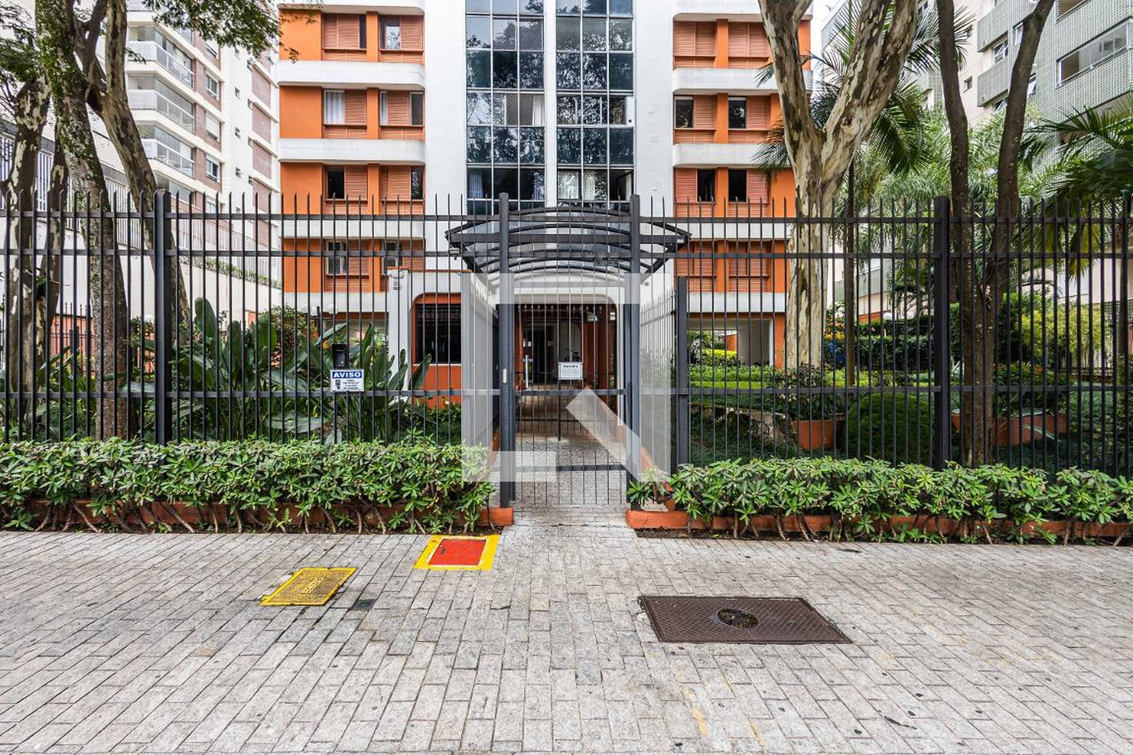 Fachada Condomínio Van Dyck