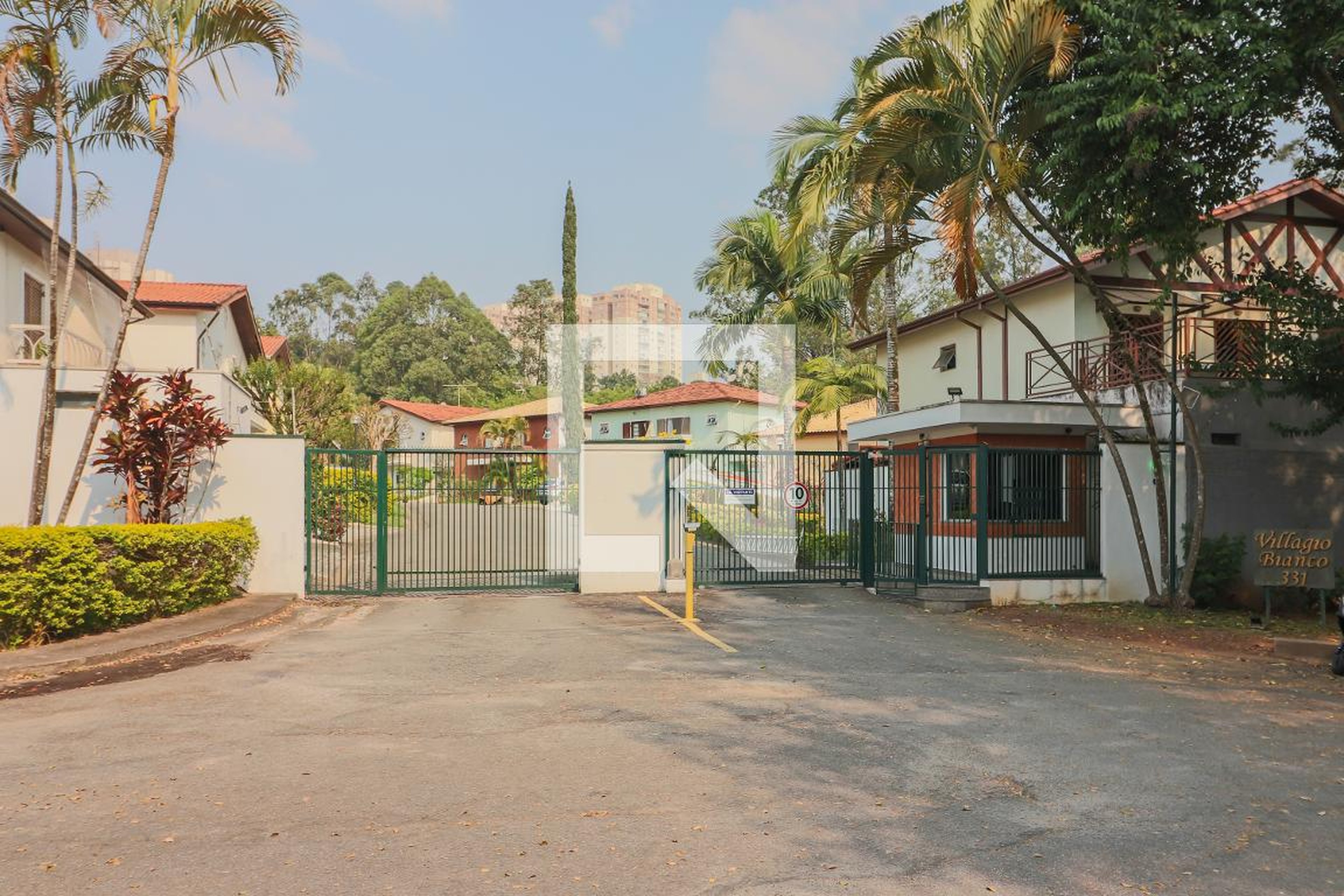 Fachada Condomínio Vilagio Bianco